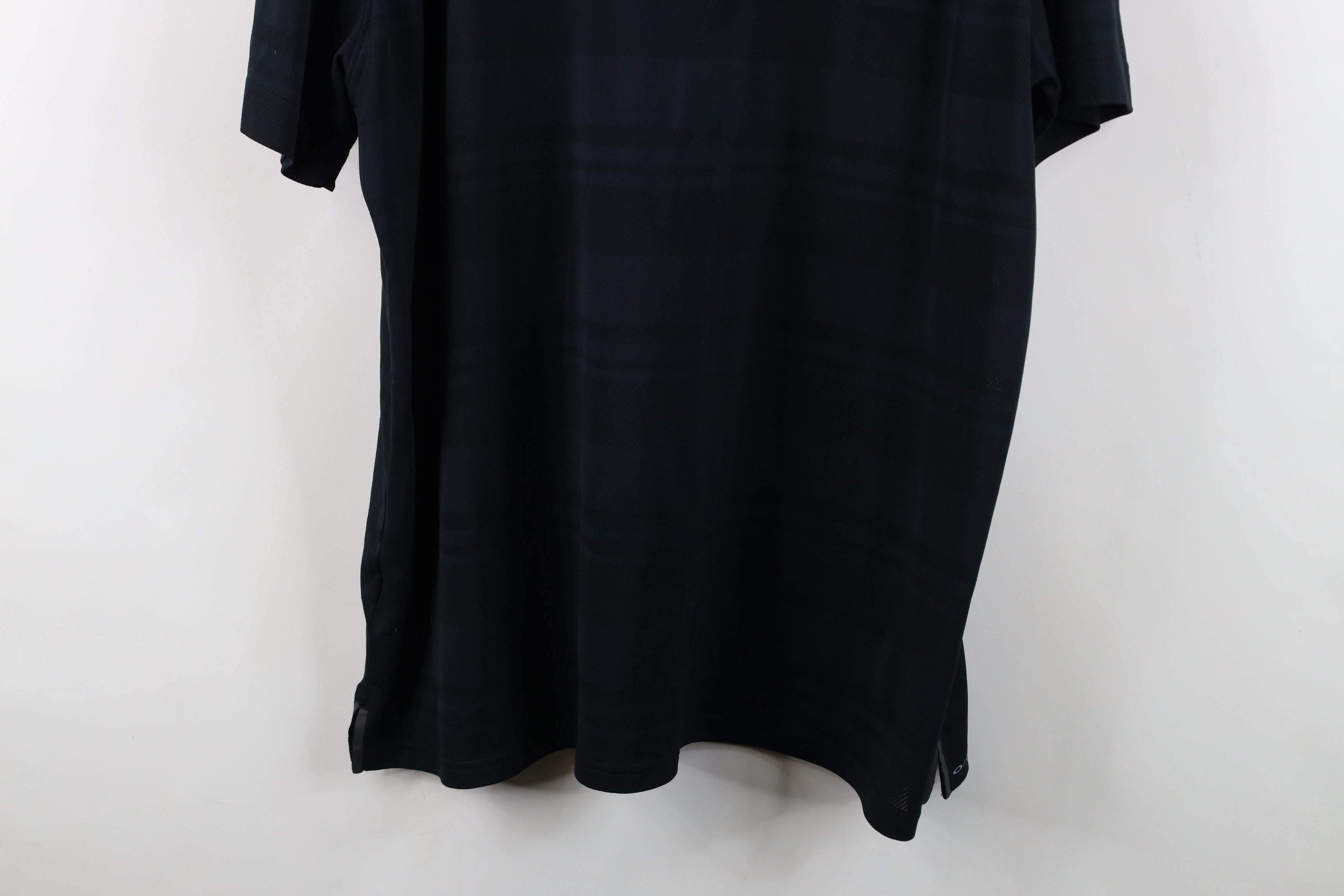 Oakley Oakley O Logo Spell Out Knit Collared Golf Polo Shirt Black Size US XXL / EU 58 / 5 - 14 Thumbnail