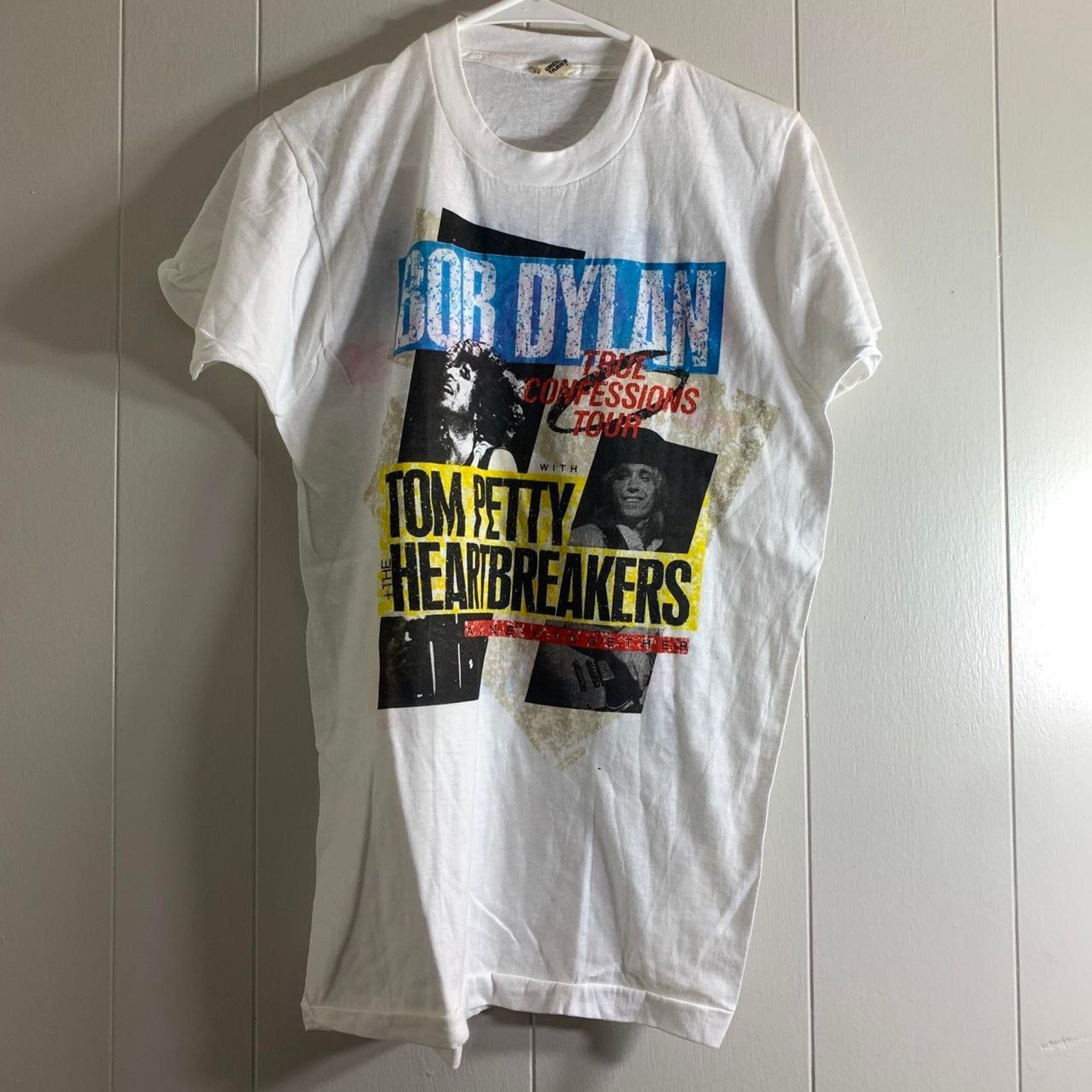 Vintage 1986 BOB DYLAN TOM PETTY AND THE HEARTBREAKERS tee shirt L Size US L / EU 52-54 / 3 - 2 Thumbnail