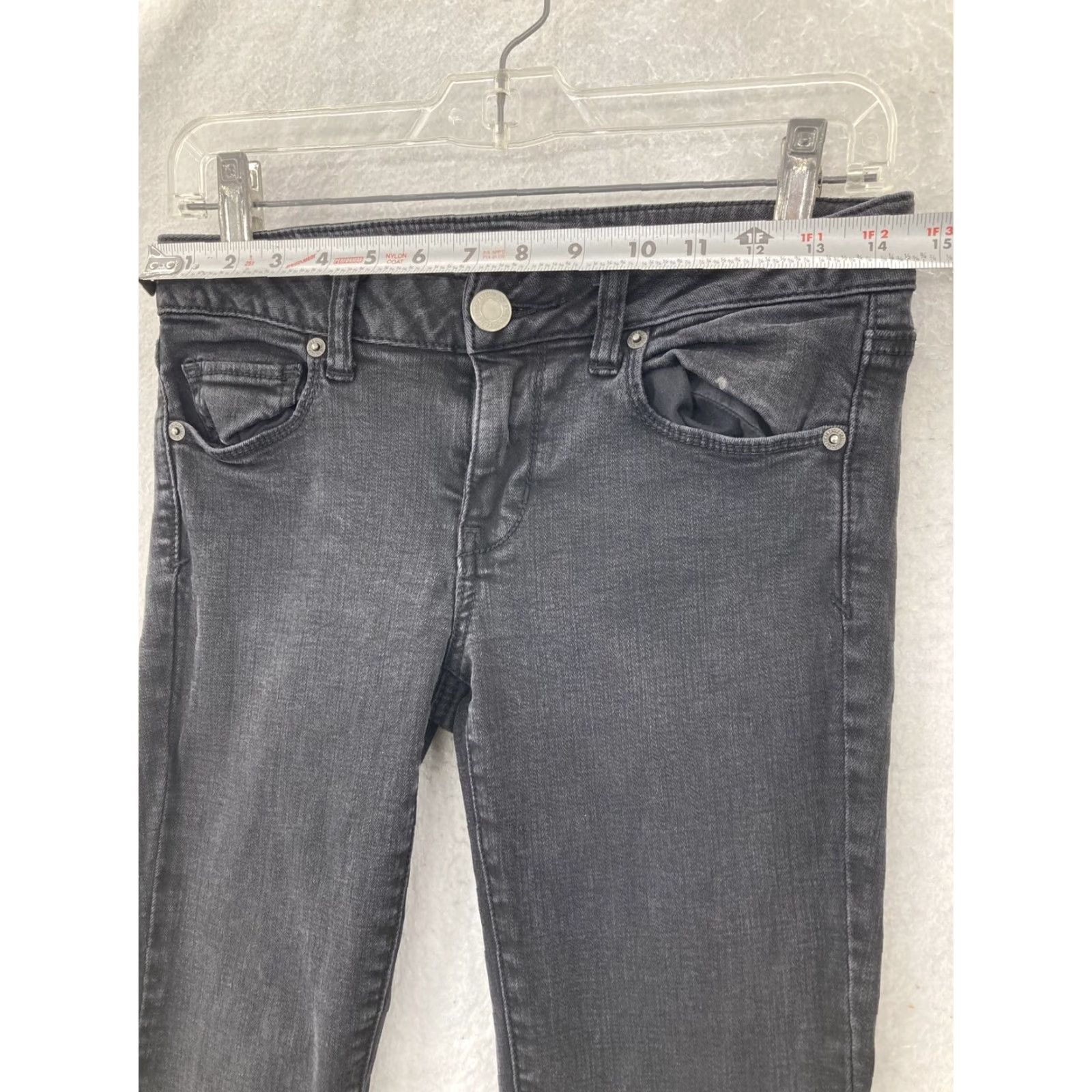 American Eagle Outfitters American Eagle Jeans Women's Size 4 Black Skinny Size 26" / US 2 / IT 38 - 3 Thumbnail