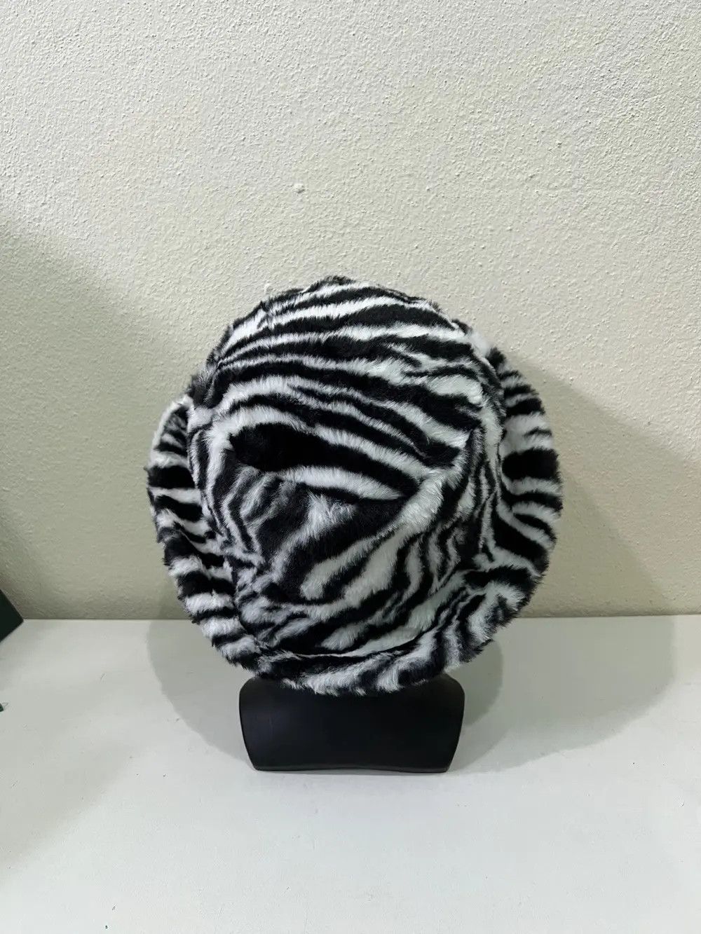Vintage Vintage Fur Fleece Overprint Zebra Bucket Hats Size ONE SIZE - 6 Thumbnail