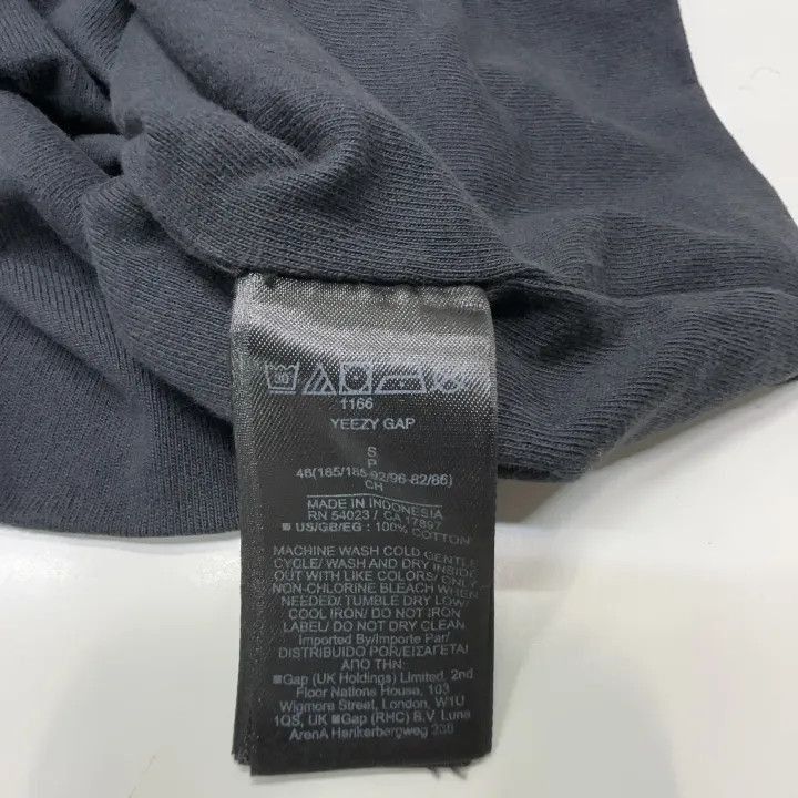 Balenciaga Balenciaga YEEZY X Gap X Balenciaga Logo Seamless Tee -250 Size US S / EU 44-46 / 1 - 3 Thumbnail