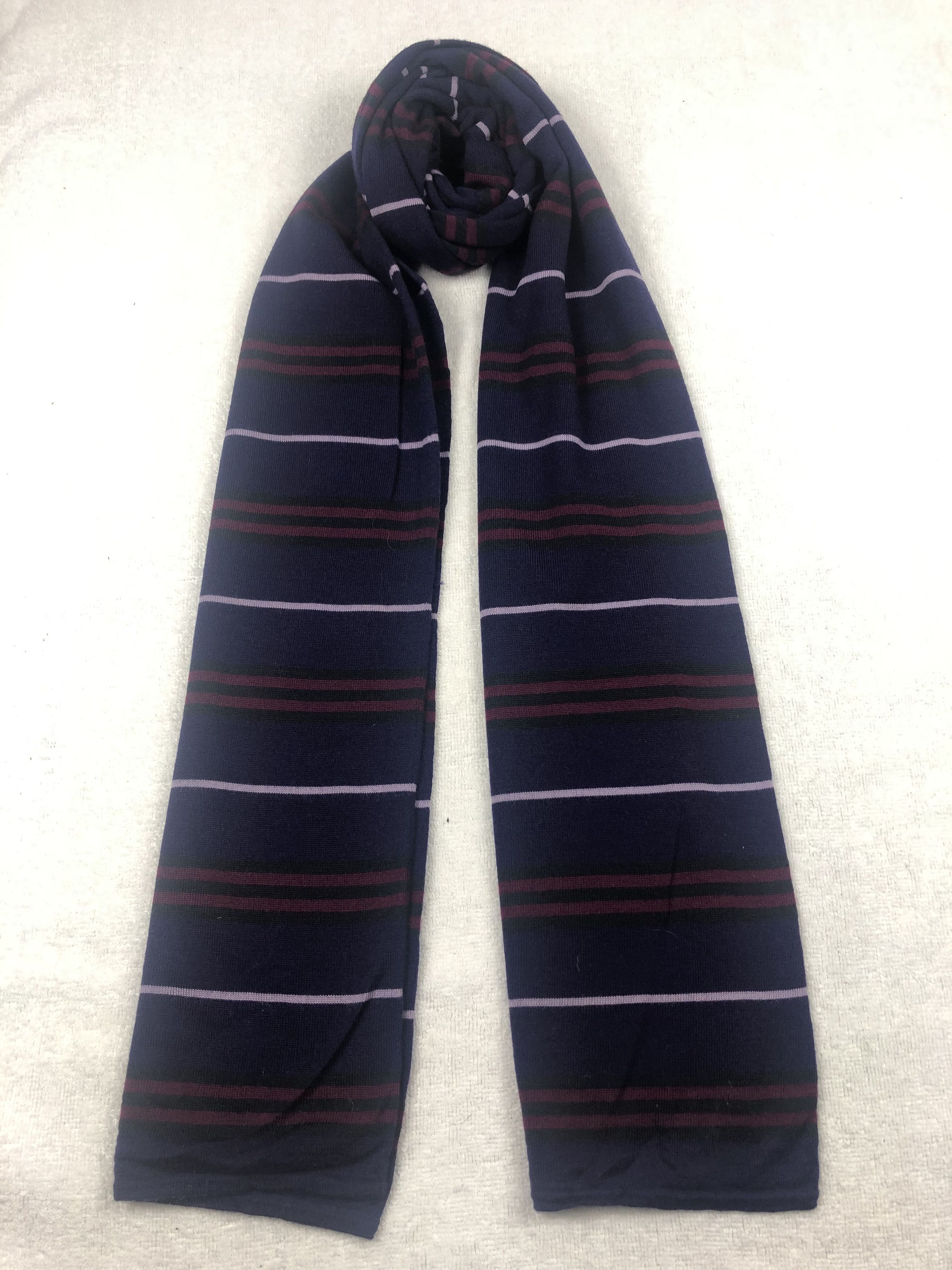 Burberry Burberry Scarf / Muffler / Neckwear Size ONE SIZE - 1 Thumbnail