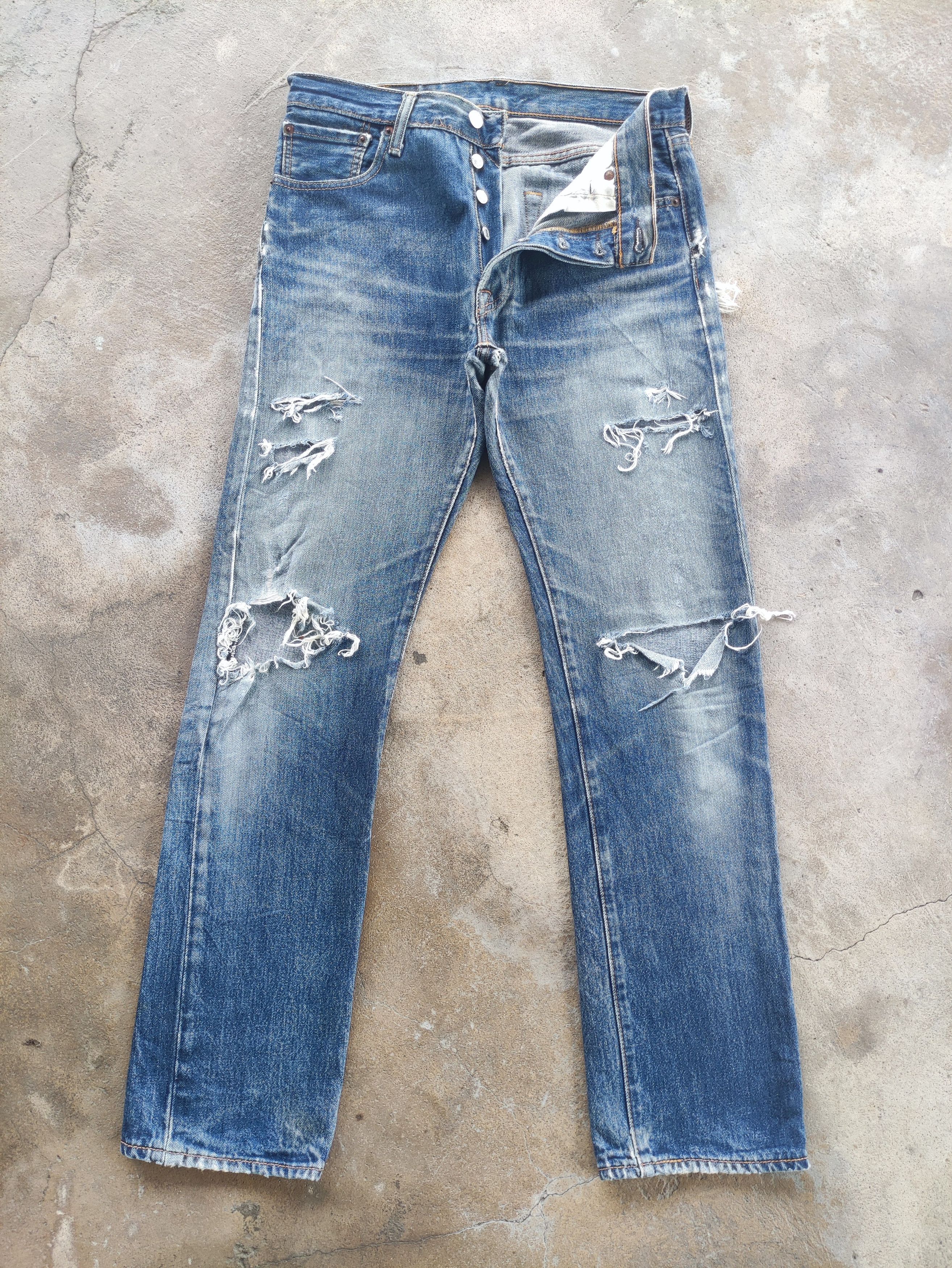 Levi's Vintage Levi's Brand Button Denim Distressed Faded Pants Size US 32 / EU 48 - 1 Thumbnail