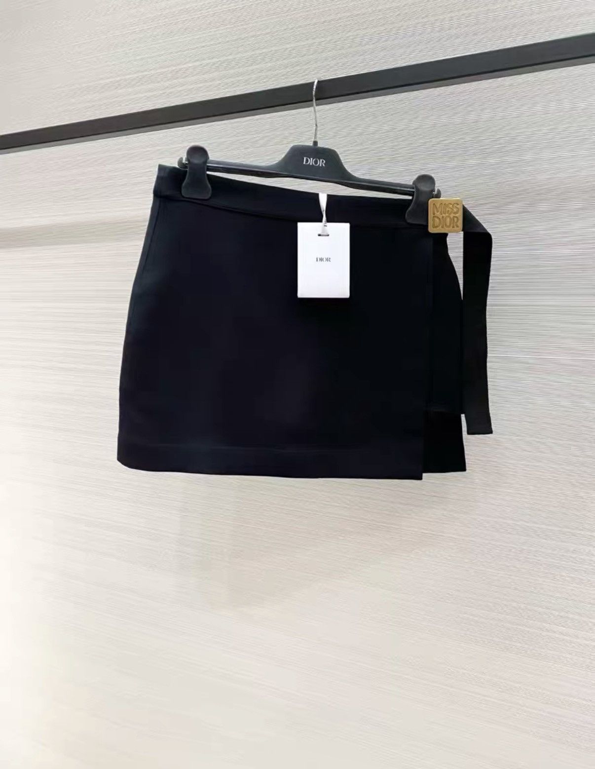 Dior Dior Classic Black Logo Skort with Gold Emblem J33 Size M / US 6-8 / IT 42-44 - 1 Thumbnail