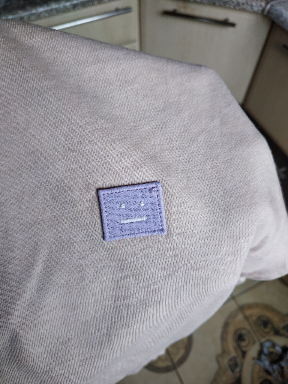 Acne Studios Acne Studios Face Patch Logo T-Shirt Beige Size L Size US L / EU 52-54 / 3 - 2 Thumbnail