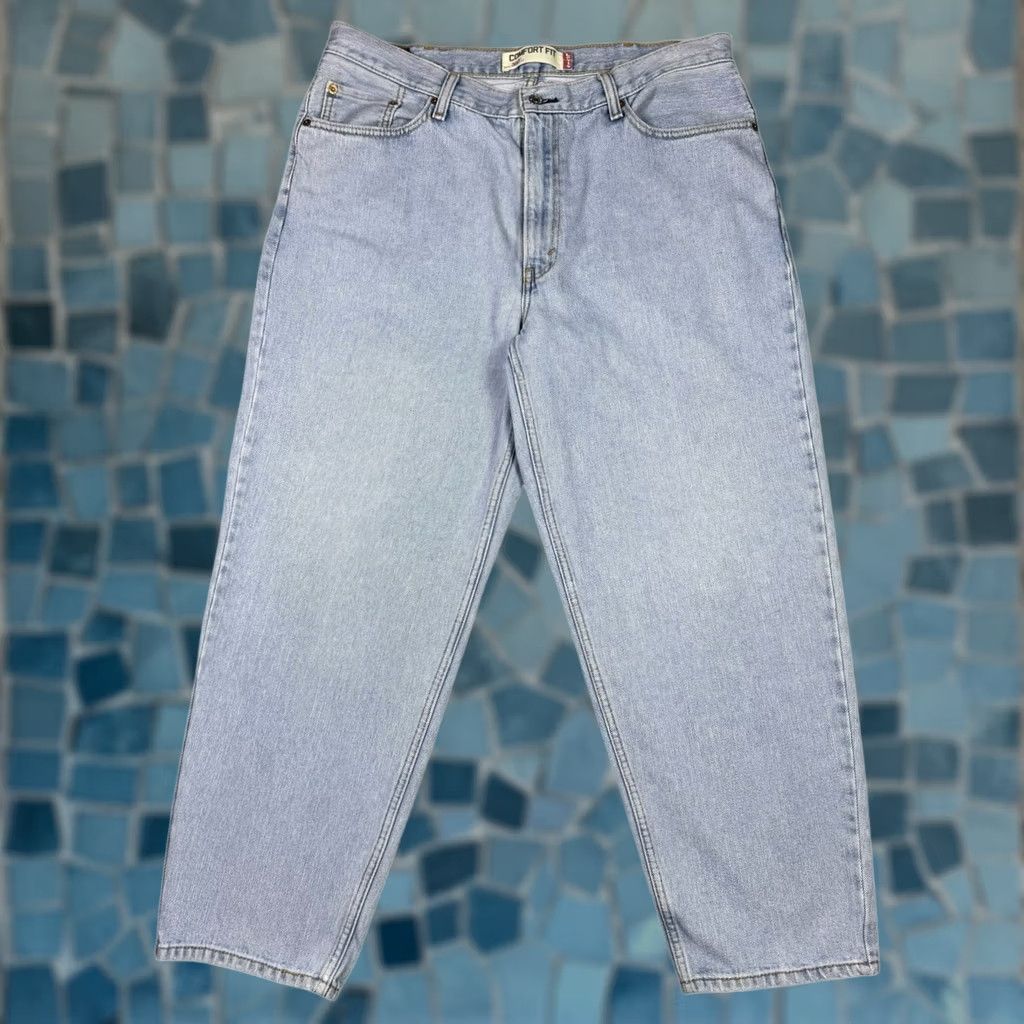Levi's Vintage Levi's 560 Jeans Men 38x30 Relaxed Lightwash Denim 90s Grunge Baggy Comfort Jeans Mens Regular XS- nope Size US 38 / EU 54 - 1 Thumbnail