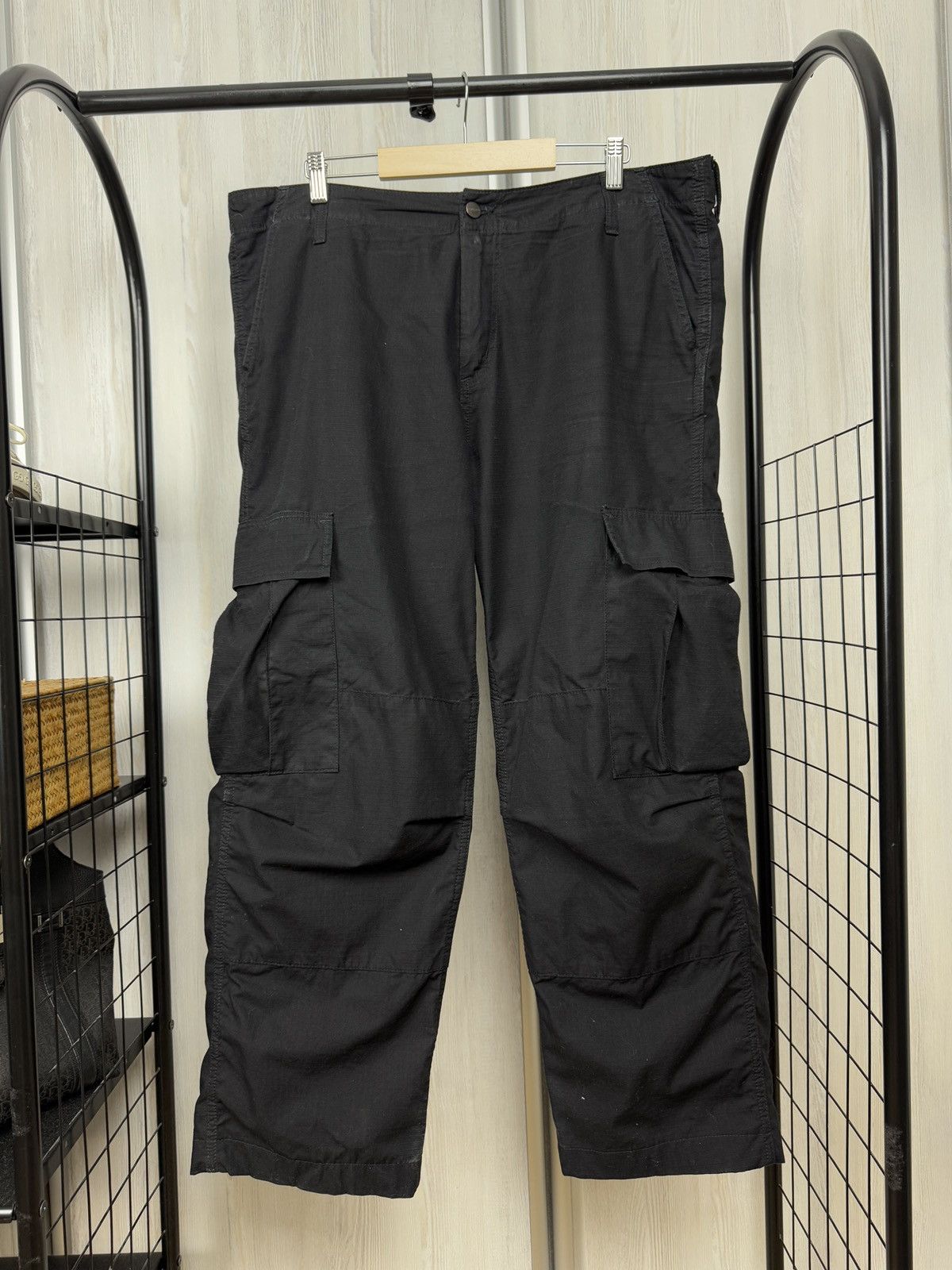Carhartt Carhartt WIP Regular Cargo Pants Black distressed Size US 38 / EU 54 - 2 Thumbnail