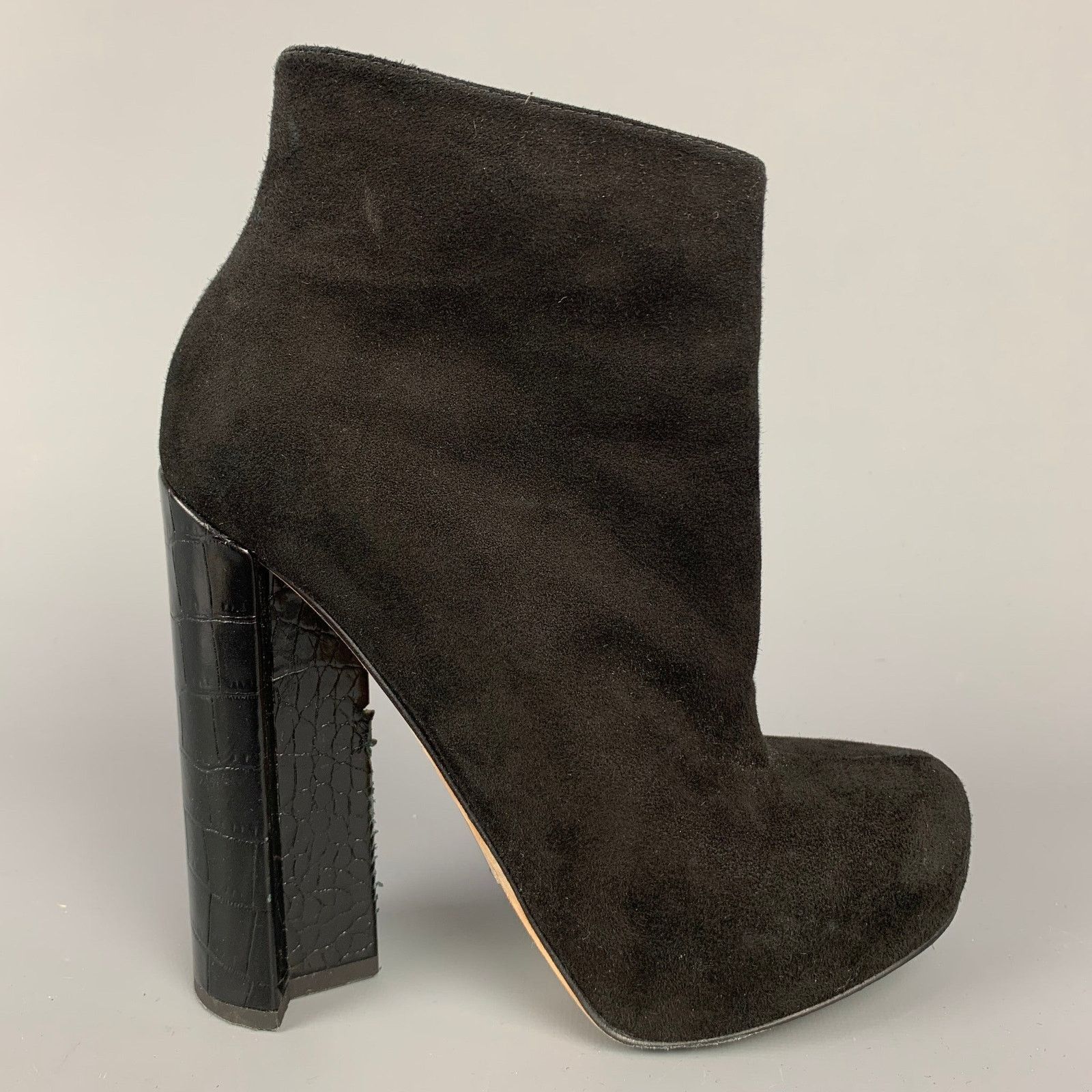 Alejandro Ingelmo ALEJANDRO INGELMO Size 5.5 Black Suede Platform Ankle Boots Size US 5.5 / IT 35.5 - 1 Thumbnail