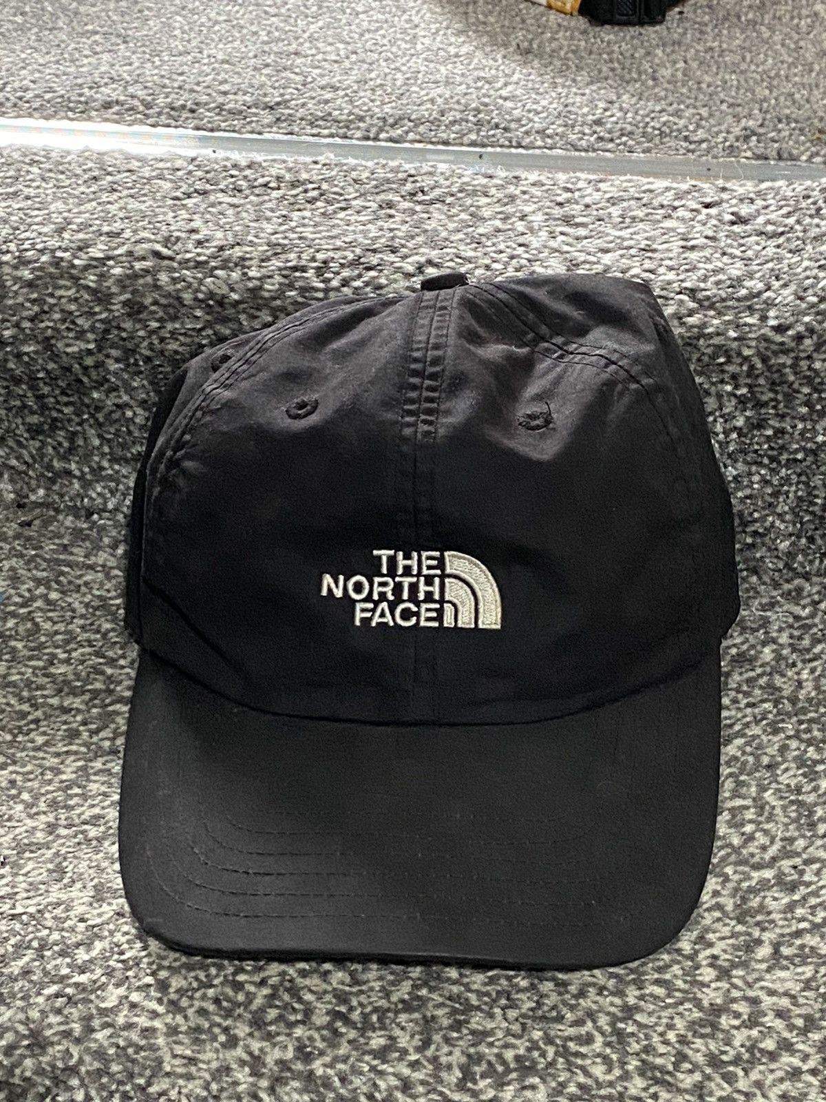 2011 Supreme x The North Face Red Checkered Horizon Cap | eBay