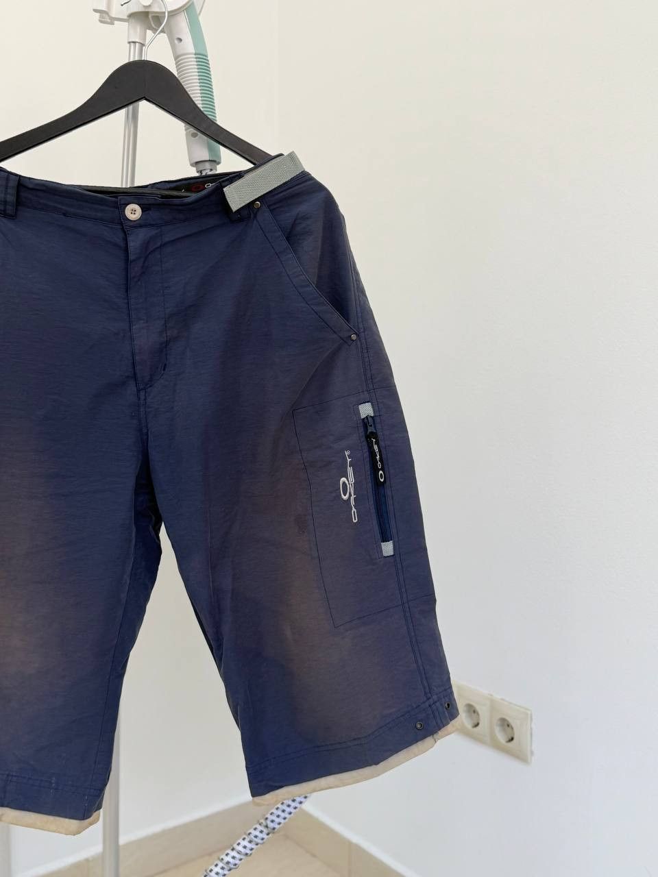 Oakley Vintage Oakley Sun Faded Archive Shorts Y2K Size US 36 / EU 52 - 3 Thumbnail