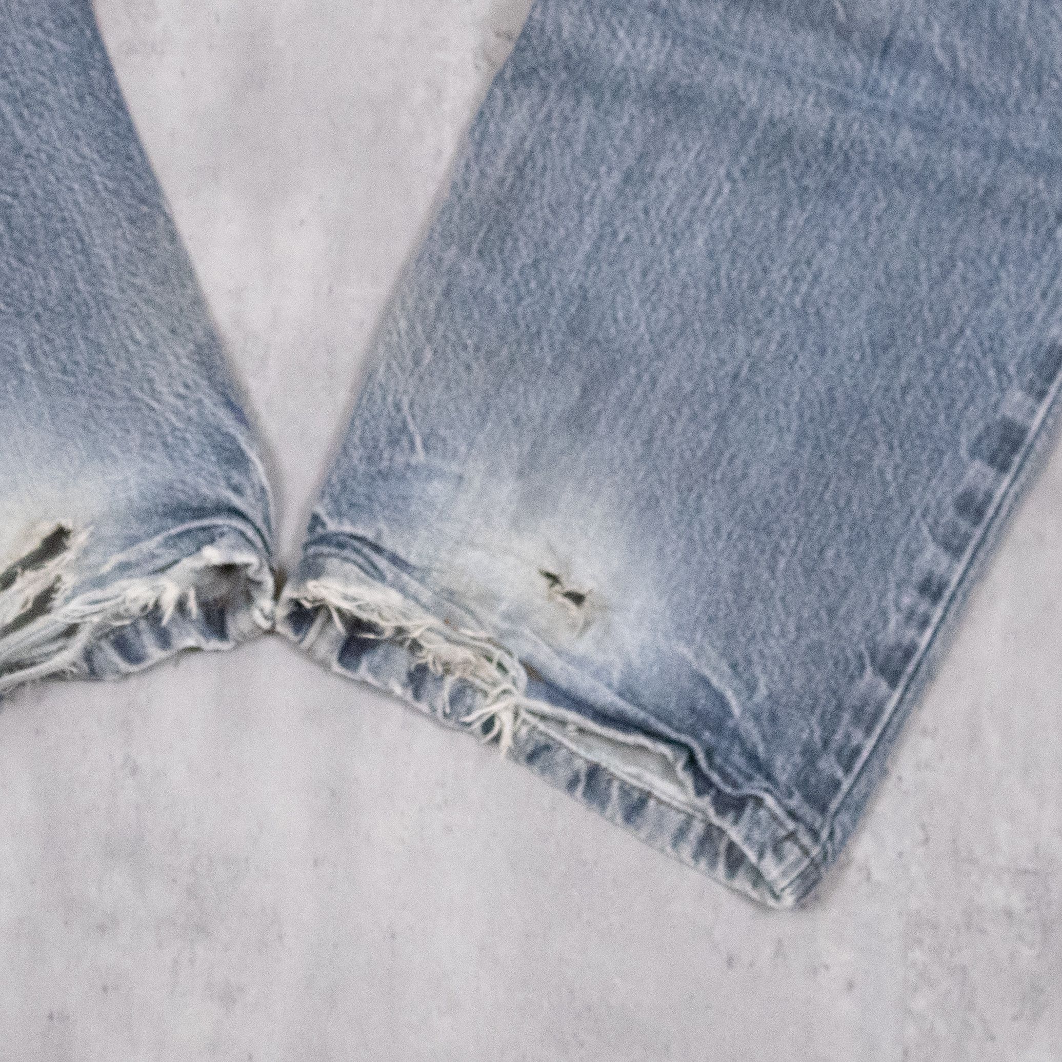 DKNY Y2K 2000s DKNY Jeans Baggy Fit Distressed Denim Pant's Size US 38 / EU 54 - 15 Thumbnail