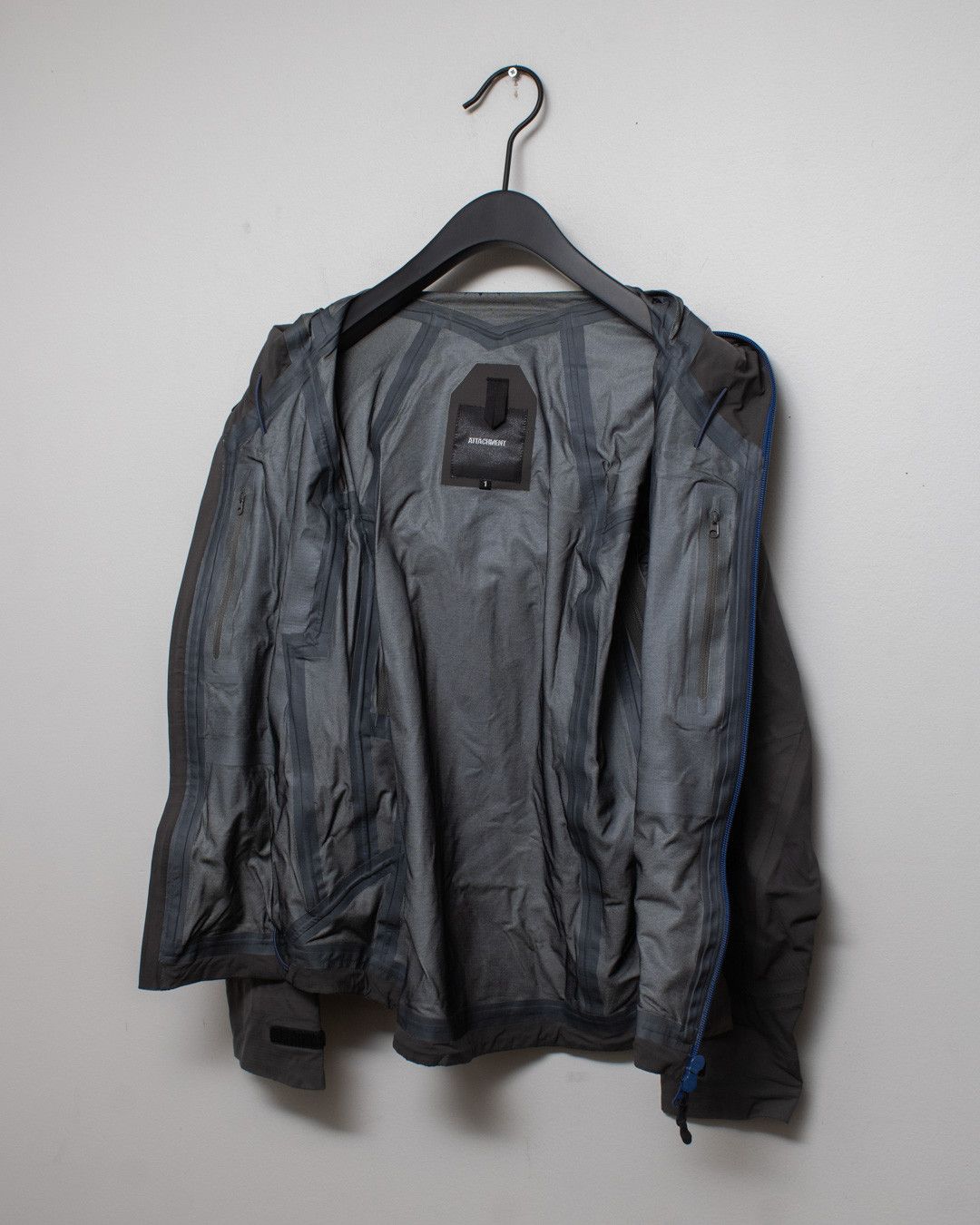Attachment Attachment Soft Shell Track Jacke Size US S / EU 44-46 / 1 - 3 Thumbnail