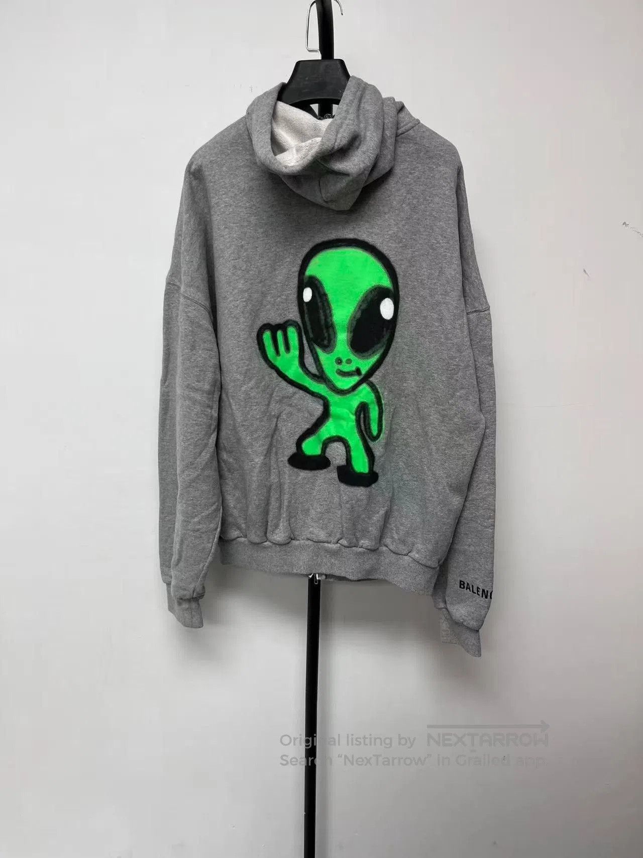 Balenciaga Balenciaga Hi There Oversized Hooded Sweatshirt. Size US M / EU 48-50 / 2 - 1 Thumbnail