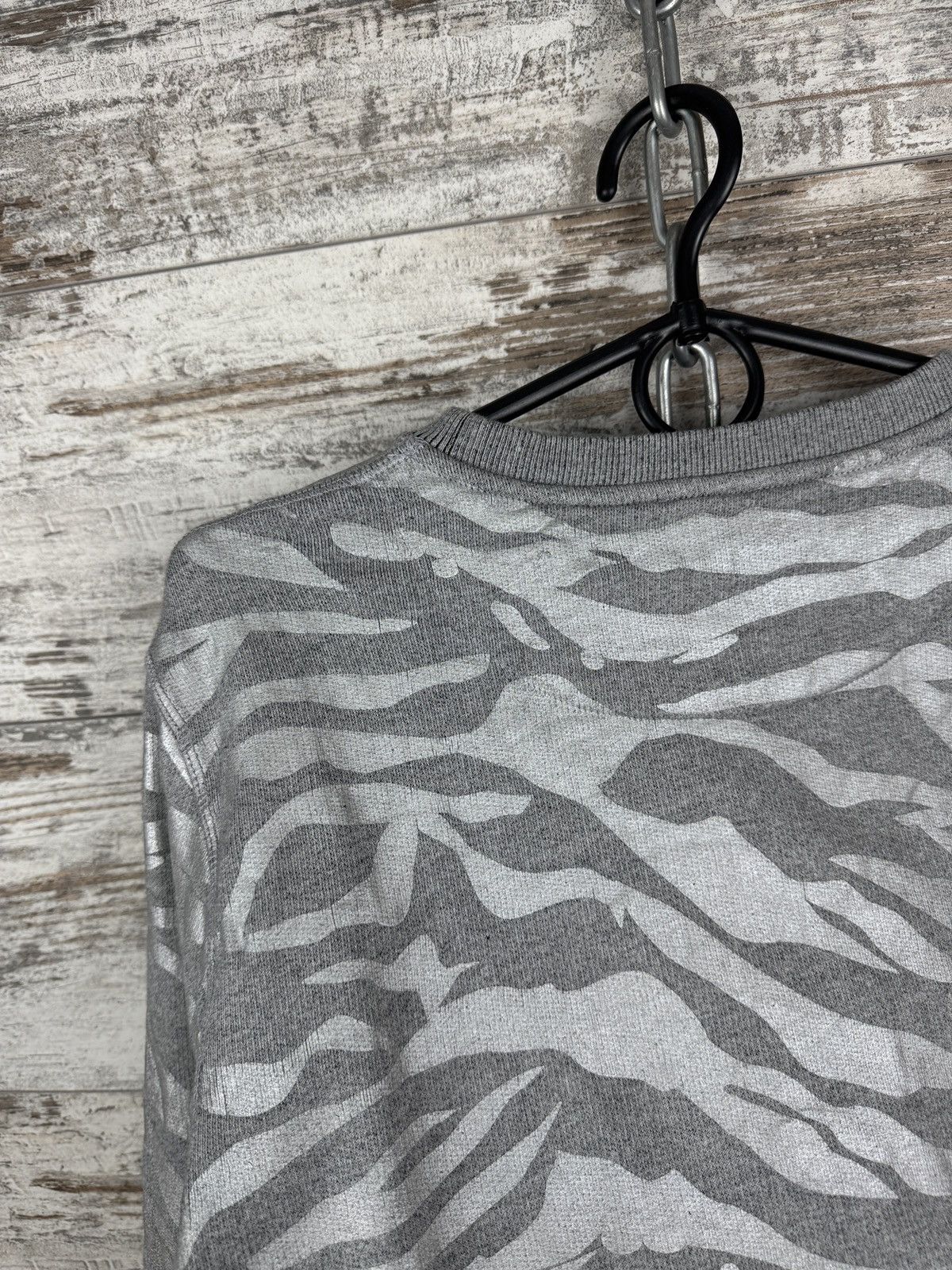 Kenzo Women’s Kenzo Paris Sweatshirt grey size M tiger print Size M / US 6-8 / IT 42-44 - 16 Thumbnail