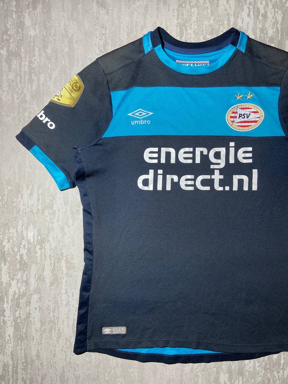 Umbro PSV eindhoven 2016 2017 away shirt Umbro soccer jersey Size US S / EU 44-46 / 1 - 2 Thumbnail
