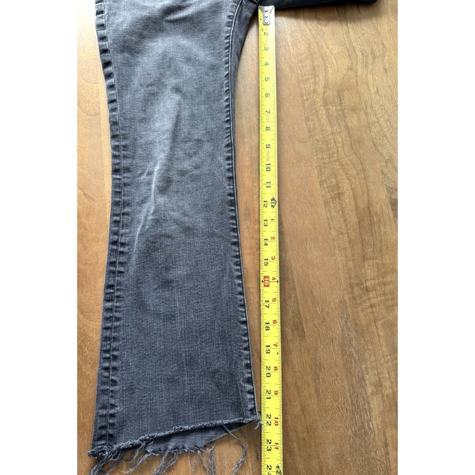 Madewell Madewell Jeans Womens 26 Bootcut Denim Cal i Demi-Boot Black Rise Mid 8.5-10.5 5-Pocket Logo Comfort Stretch Baggy Casual Regular Shirt? Size 26" / US 2 / IT 38 - 7 Thumbnail