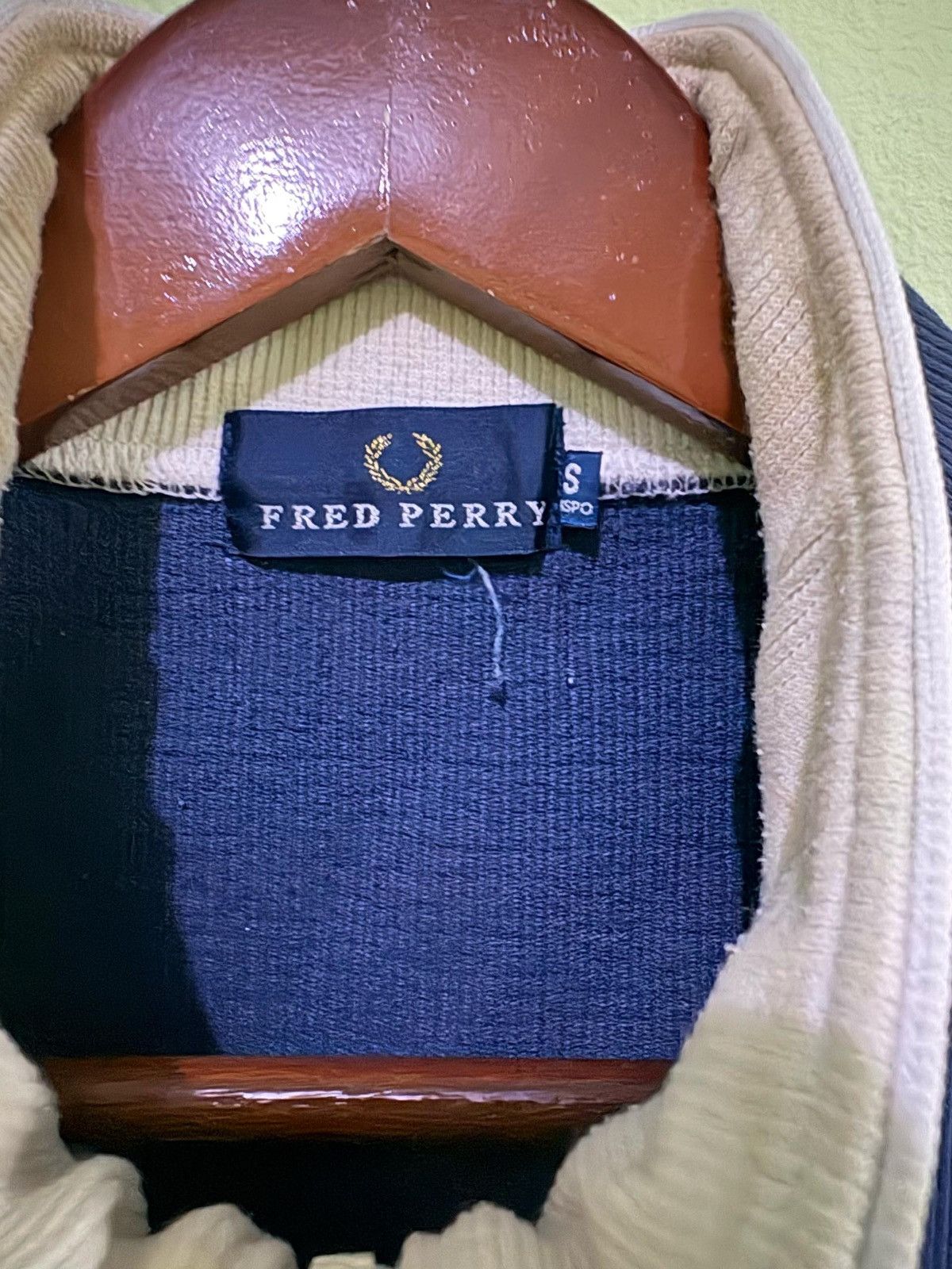 Fred Perry × Vintage Vintage Fred Perry Less Sleeve Jacket Small Logo Design Size US S / EU 44-46 / 1 - 6 Thumbnail
