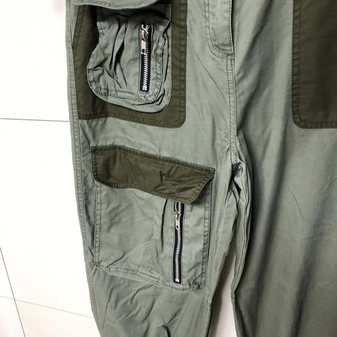 Asos asos cargo bondage pants khaki Size US 33 - 4 Thumbnail