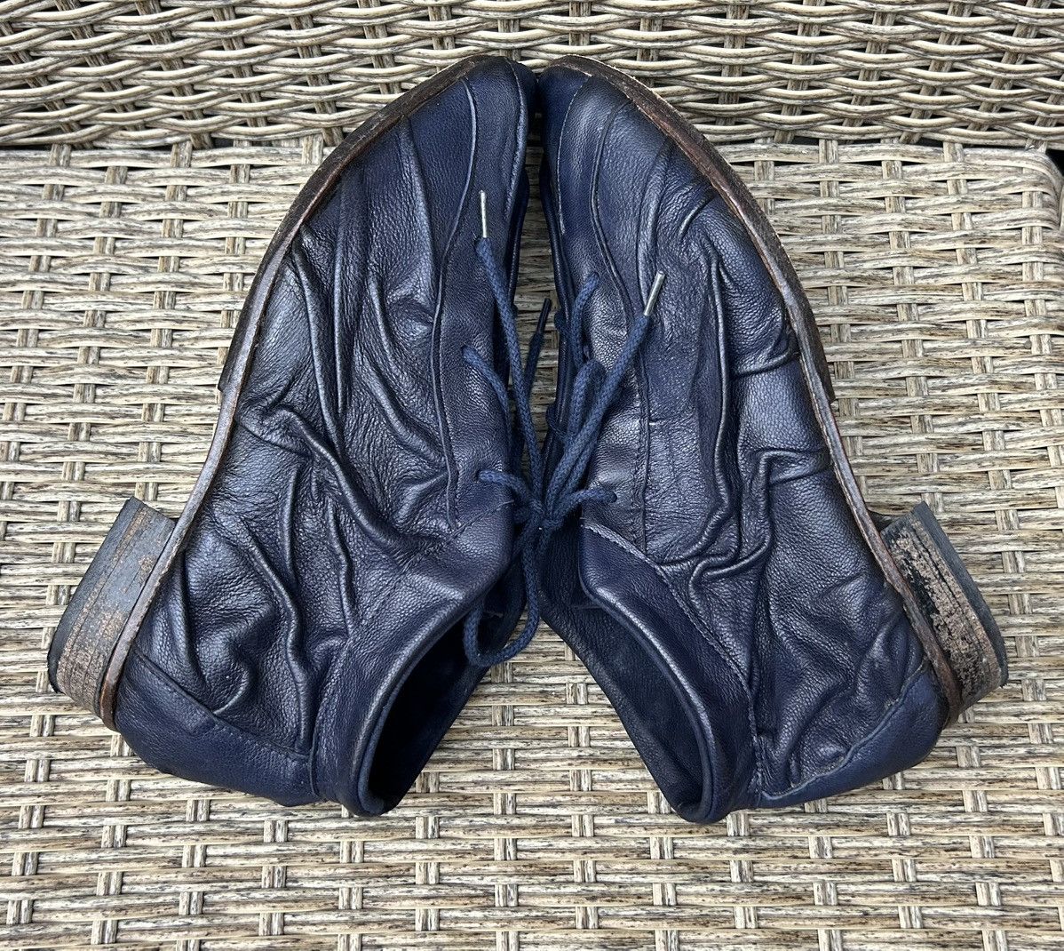 Other Atelier Inscrire Hand Made Navy Wrinkled Leather Ankle Boots Size US 9 / IT 39 - 3 Thumbnail