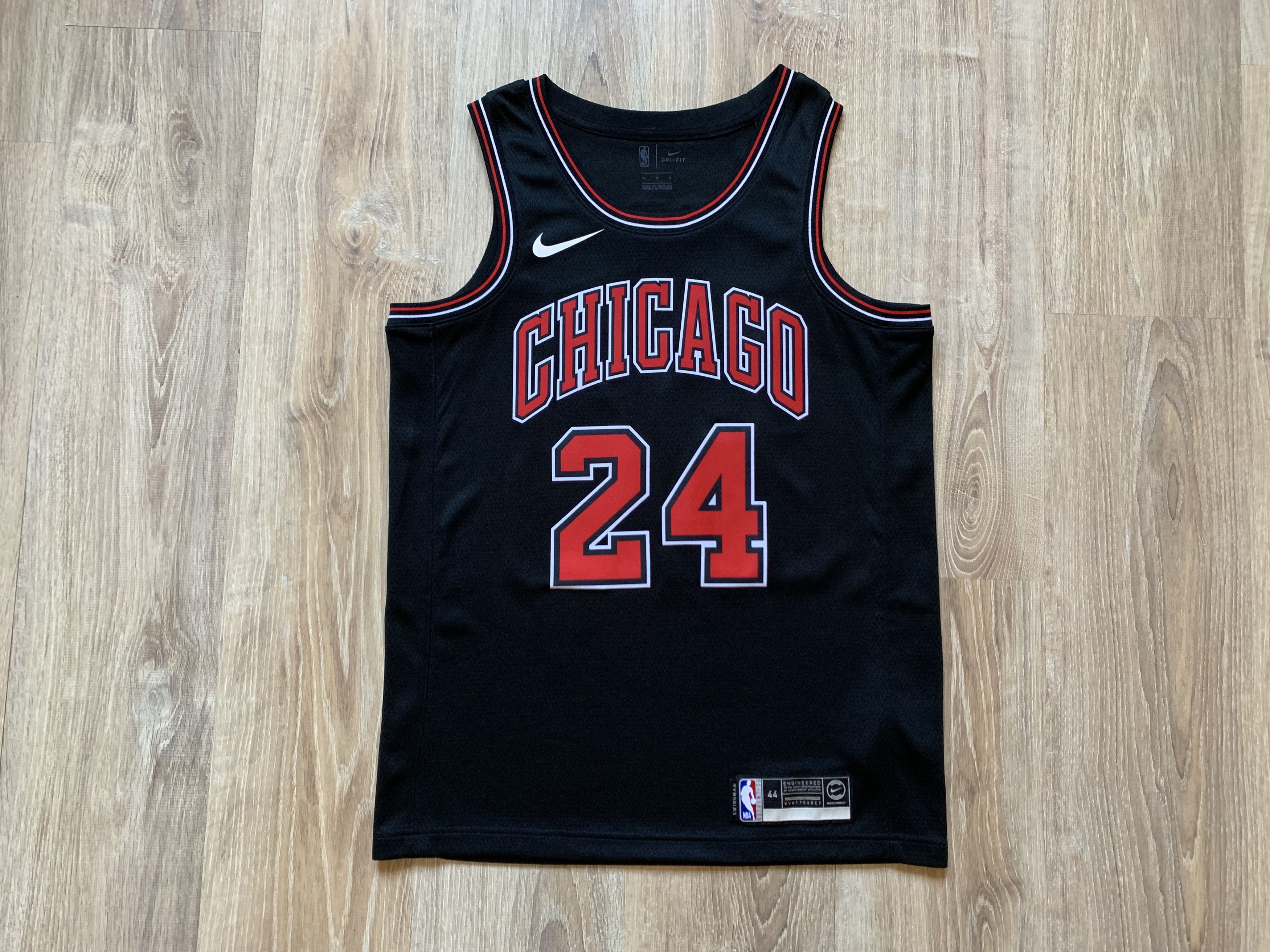 Chicago Bulls NBA Lauri Markkanen #24 Nike Jersey