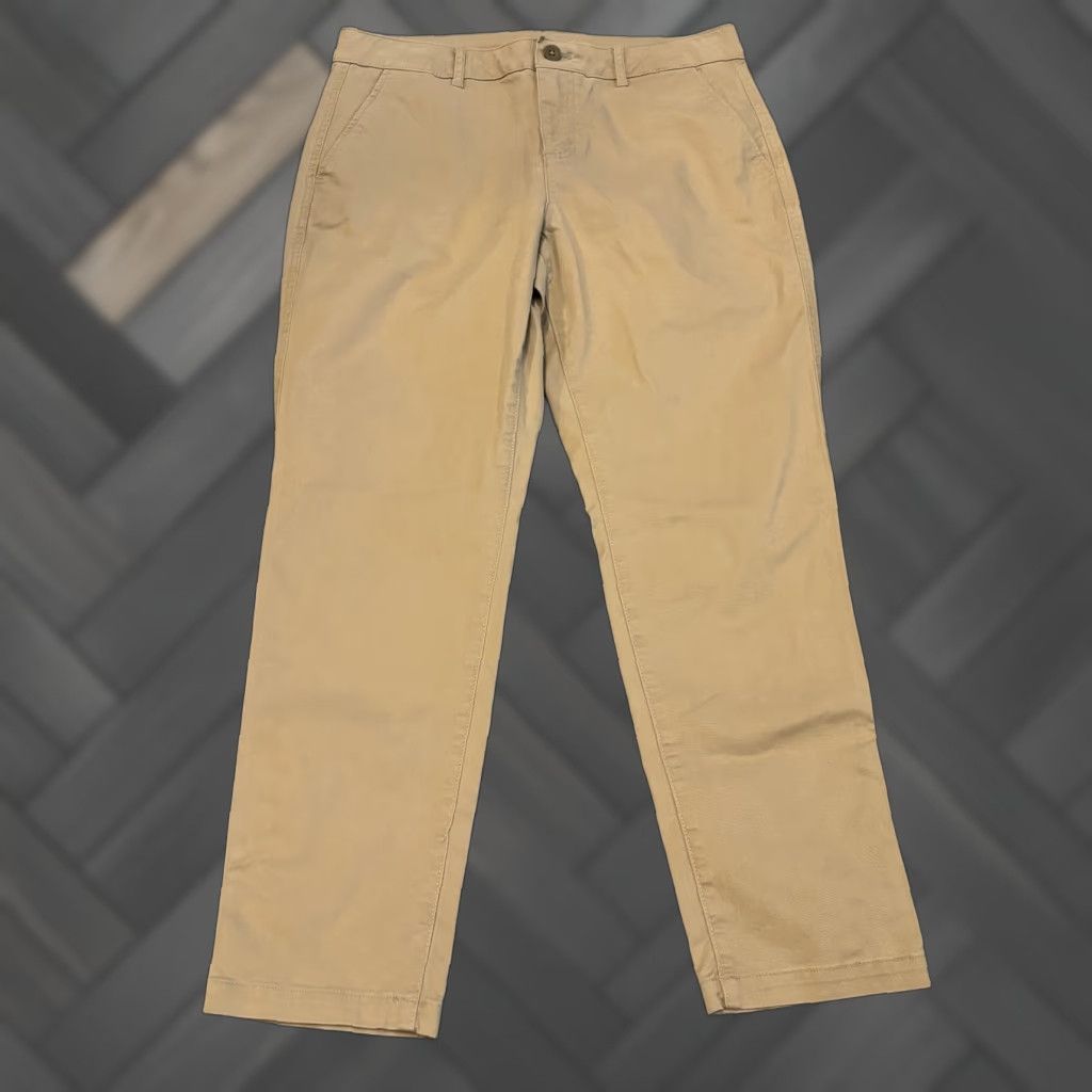 Eddie Bauer VINTAGE? No. Eddie Bauer Chino Pants Womens 8 Beige Straight Leg Stretch Casual Flat Front Size 30" / US 8 / IT 44 - 1 Thumbnail