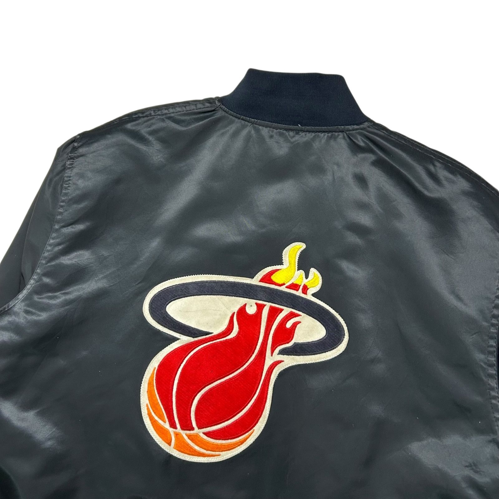 NBA VTG 90s NBA MIAMI HEAT STARTER SATIN BOMBER JACKET BIG LOGO Size US L / EU 52-54 / 3 - 3 Thumbnail