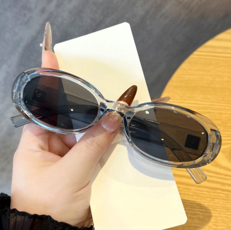 Vintage Vintage Cat-Eye Clear Transparent Oval Streamline Sunglasses Size ONE SIZE - 1 Thumbnail