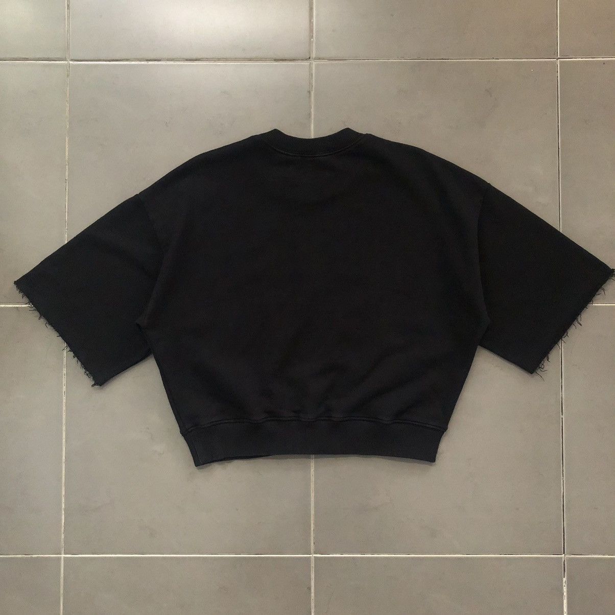 Saint Laurent Paris Saint Laurent Cropped Short Sleeve Logo Sweatshirt Size M / US 6-8 / IT 42-44 - 8 Thumbnail