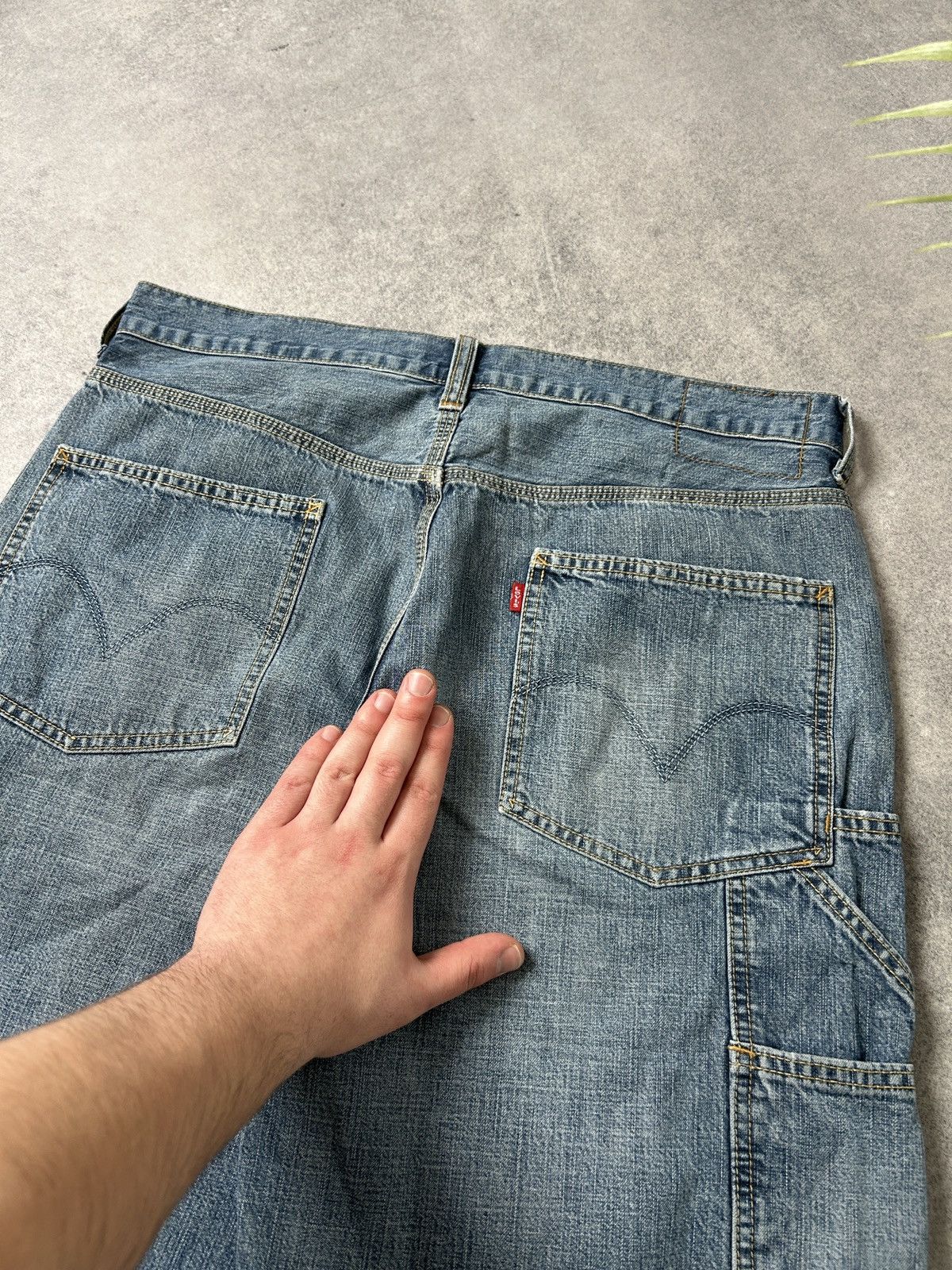 Levi's Vintage Clothing Vintage Levis Carpenter cargo shorts mens Size US 34 / EU 50 - 3 Thumbnail