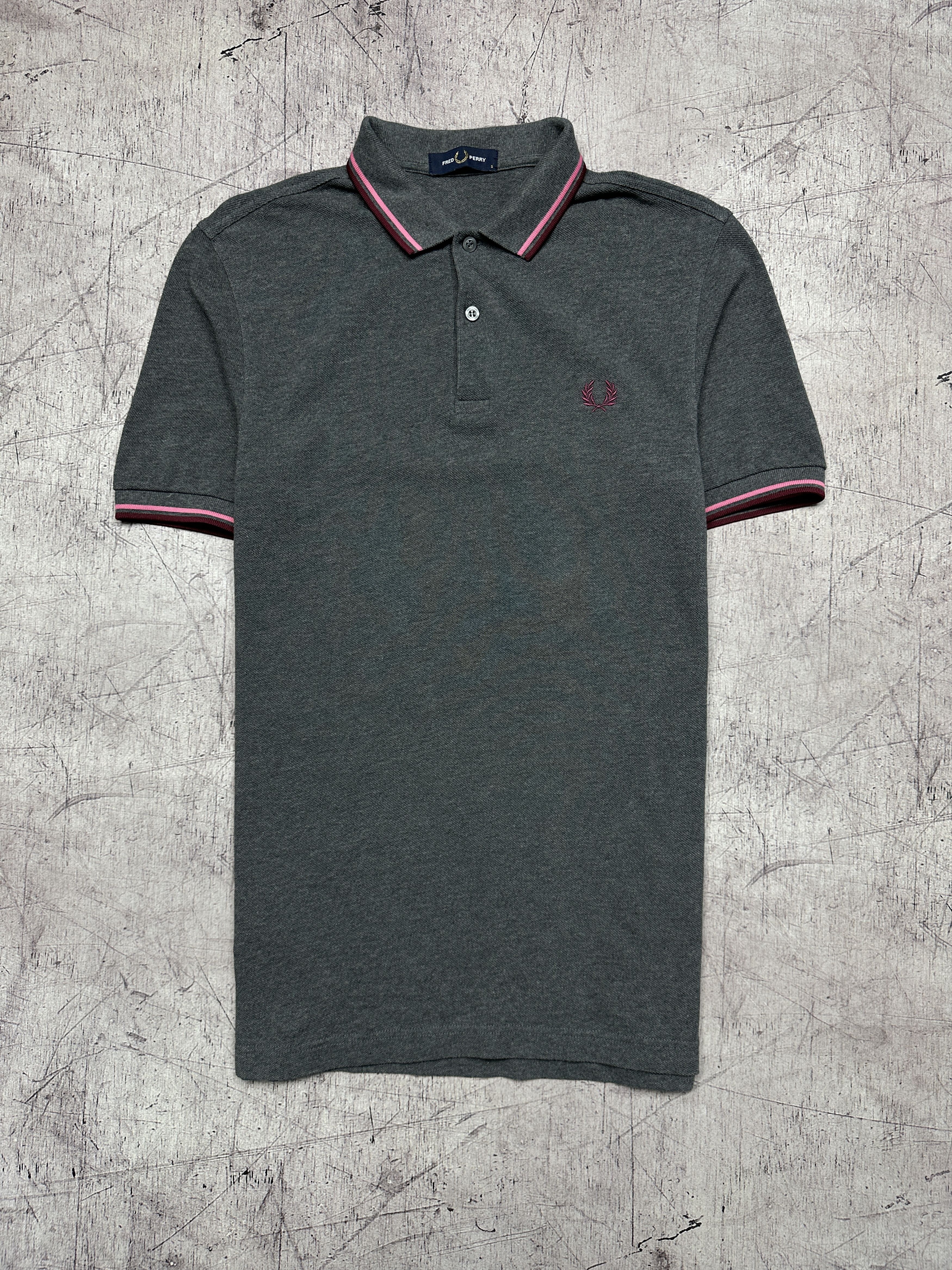 Fred Perry Fred Perry Vintage Mens Polo Shirt Size US S / EU 44-46 / 1 - 1 Thumbnail