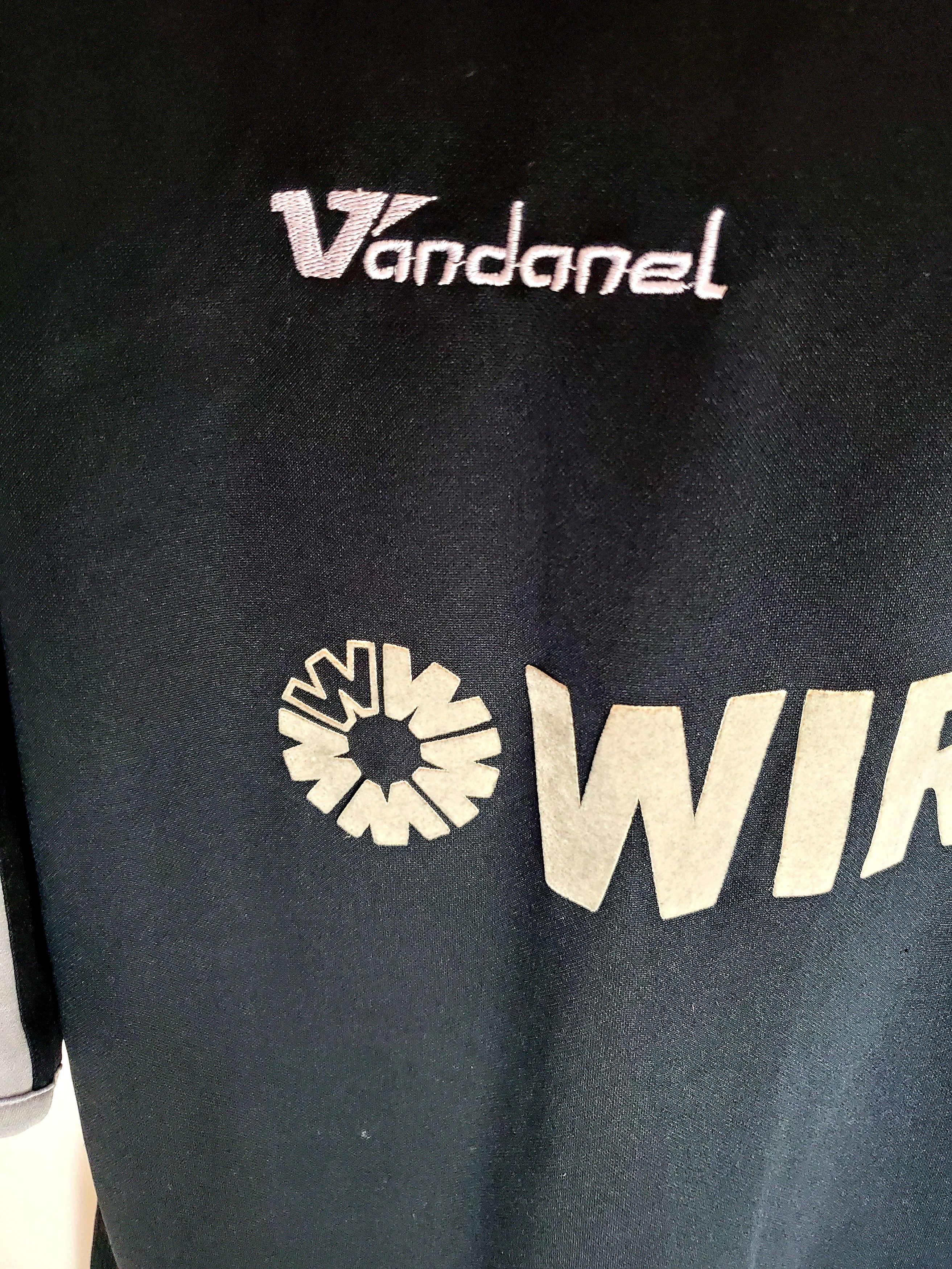 Vintage Vintage Tranmere Rovers 2006-07 Away Jersey size L Size US L / EU 52-54 / 3 - 3 Thumbnail