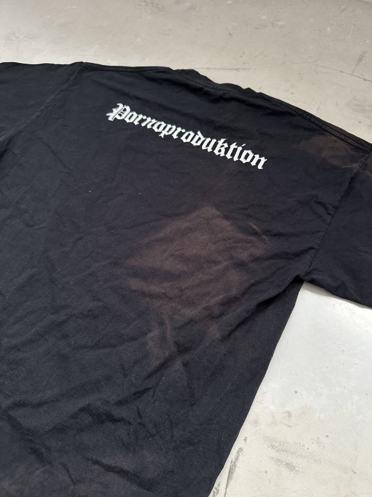 Vintage German Trash Cult Pornoproduction tee vulgar 00 y2k Size US L / EU 52-54 / 3 - 5 Thumbnail