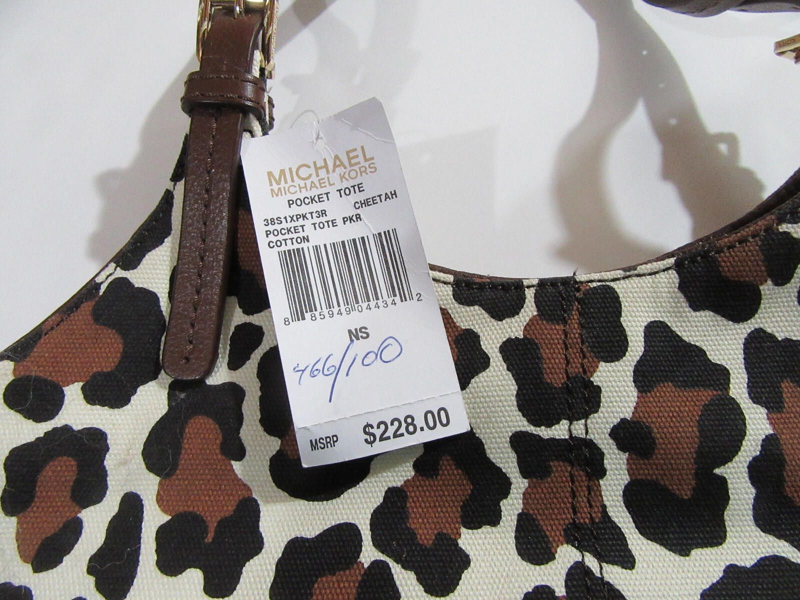 Michael Kors Michael Kors Cheetah Pocket Tote Handbag Size ONE SIZE - 5 Thumbnail