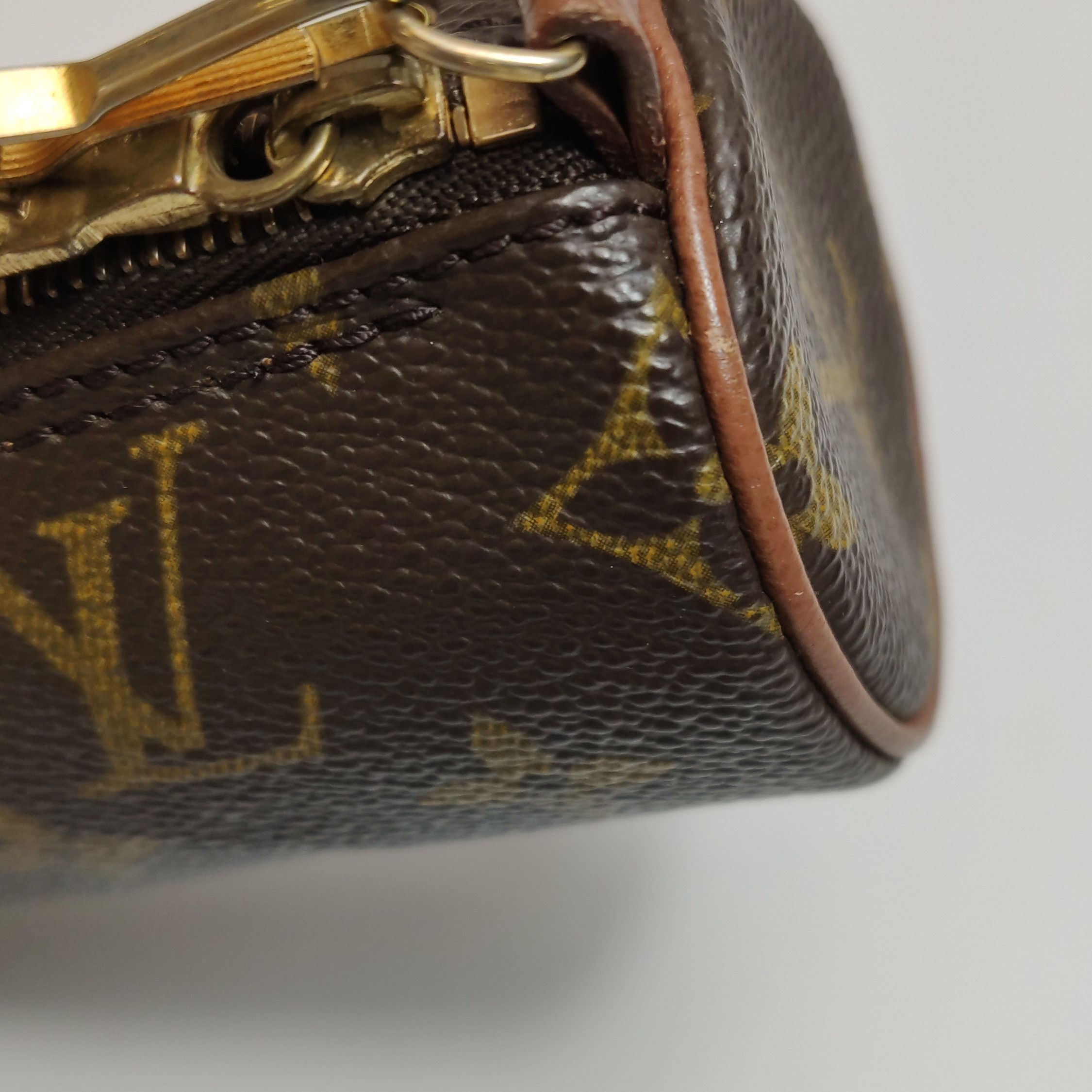 Louis Vuitton Louis Vuitton (LV) Papillon Mini Cowhide Monogram Printed D Size ONE SIZE - 6 Thumbnail