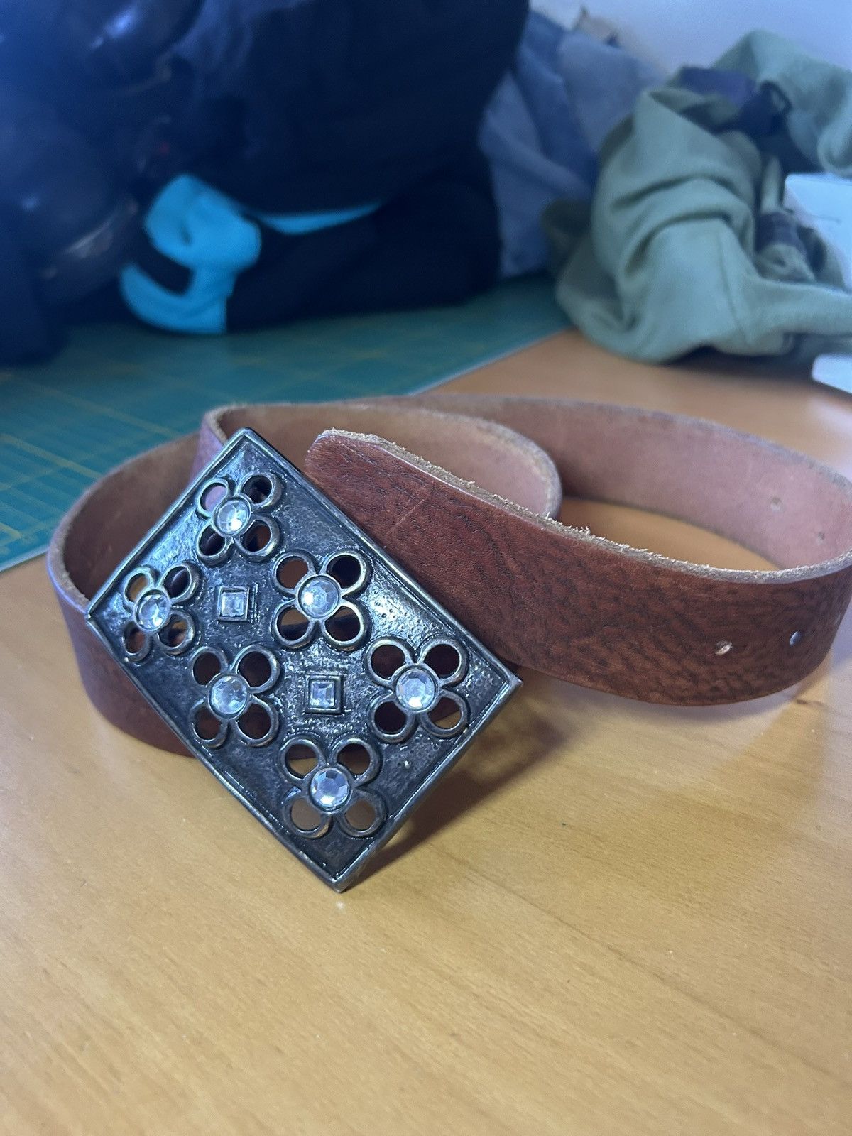 Vintage Vintage artisanal Italian diamond flower Brave leather belt Size ONE SIZE - 4 Thumbnail