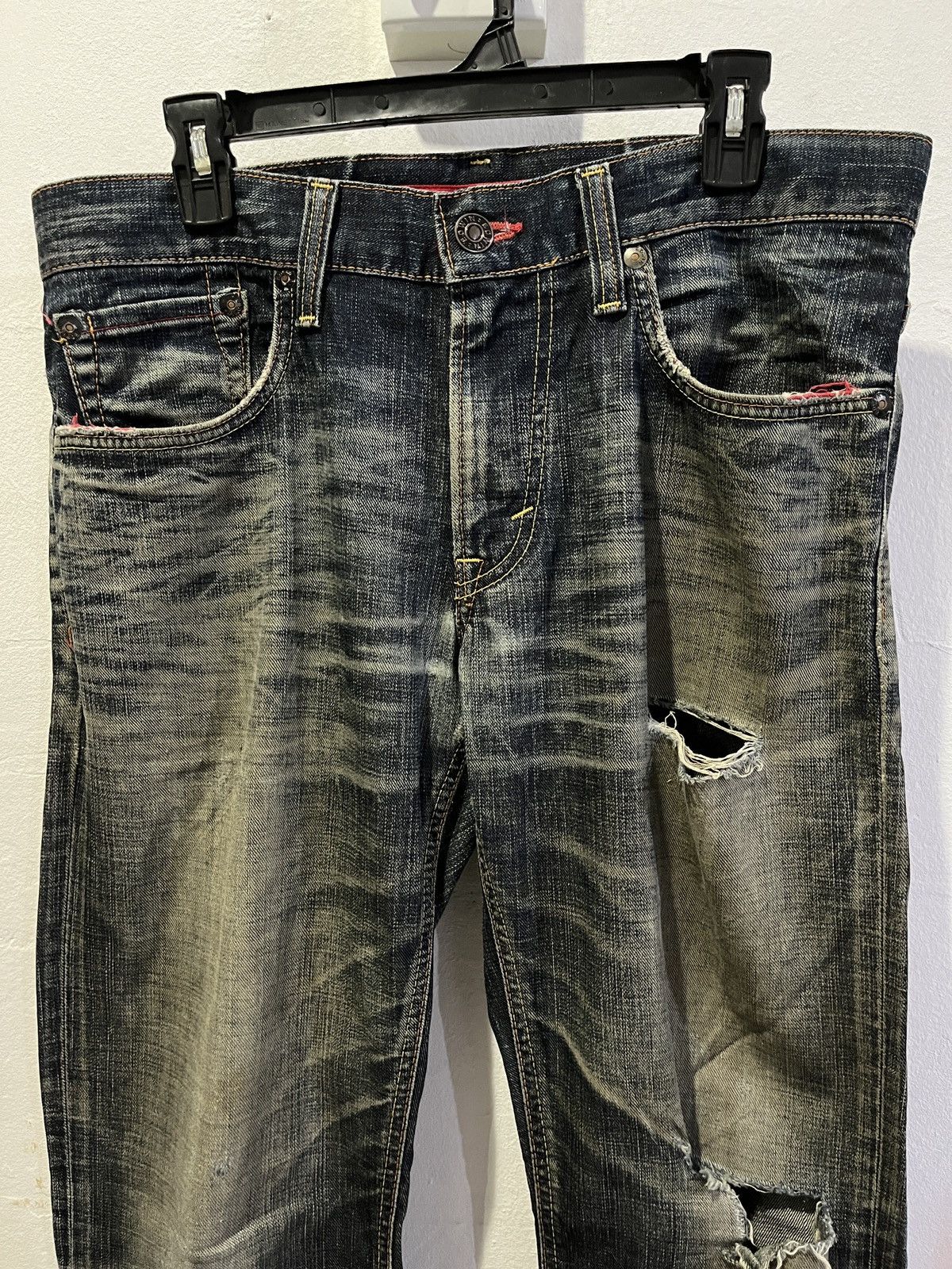 Edwin Vintage Japan Edwin Distressed jeans Size US 34 / EU 50 - 2 Thumbnail
