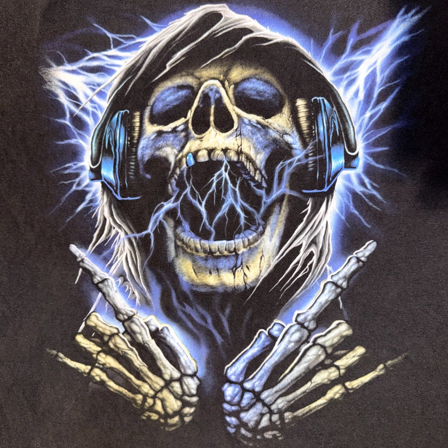 Gildan VINTAGE Y2K Skeleton Grim Reaper Punk Rock Lightning Rock & Roll Tshirt 2XL Men's Black Gildan Crew Neck Short Sleeve Logo Rock Theme Tshirt Size US XXL / EU 58 / 5 - 2 Thumbnail