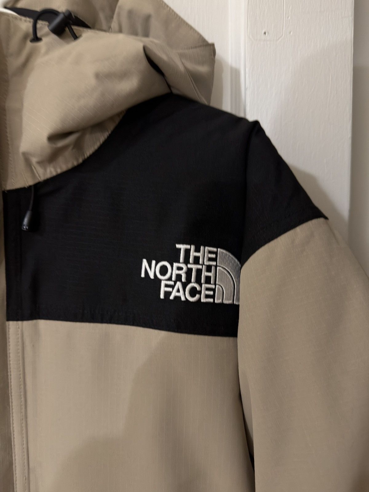 The North Face The North Face Mountain Down Jacket Size US M / EU 48-50 / 2 - 4 Thumbnail