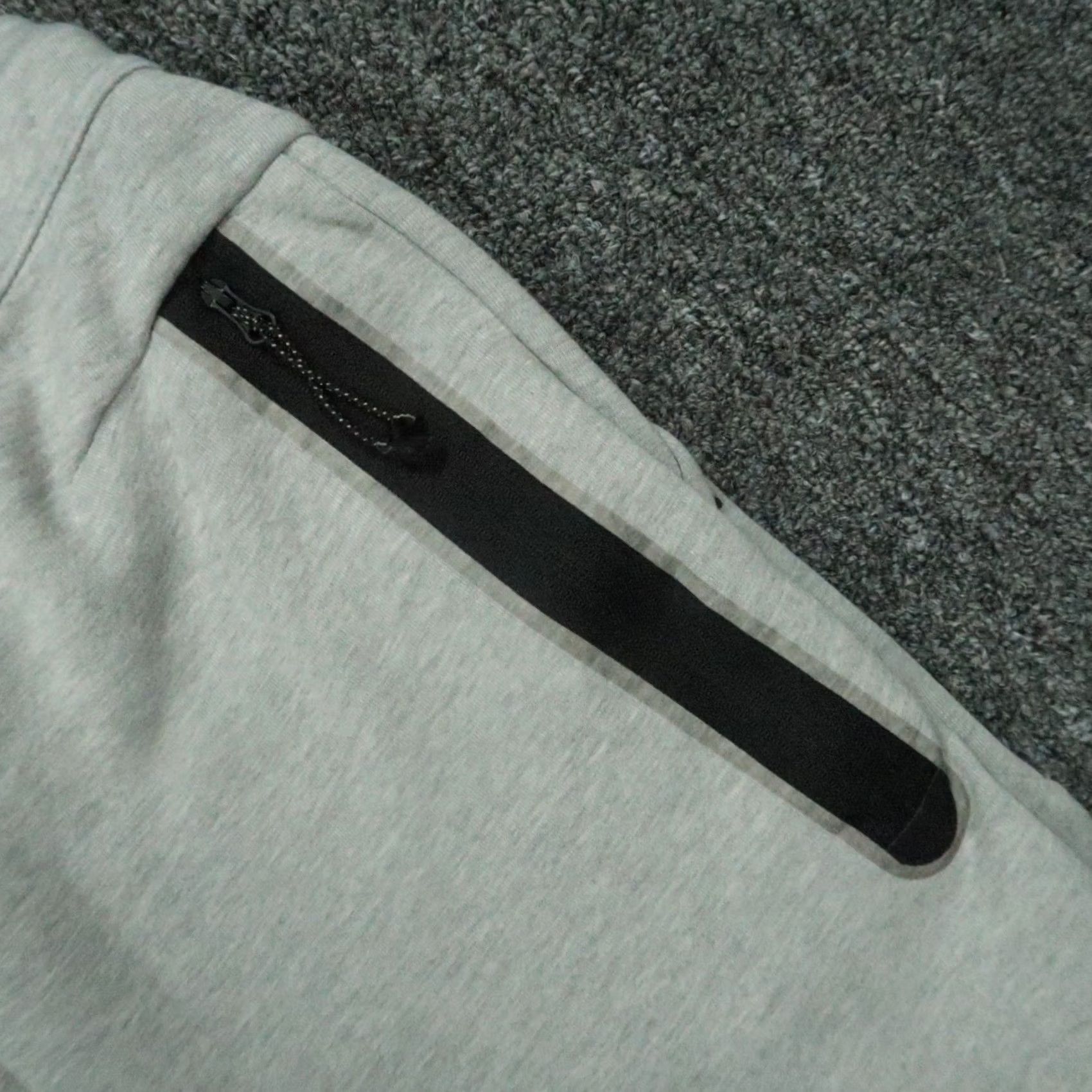 Nike Nike Tech Fleece Pants Mens Small Gray Jogger with Pockets Zip Pocket Athletic Casual Activewear S Xs? (adjusted) Size US 29 - 5 Thumbnail