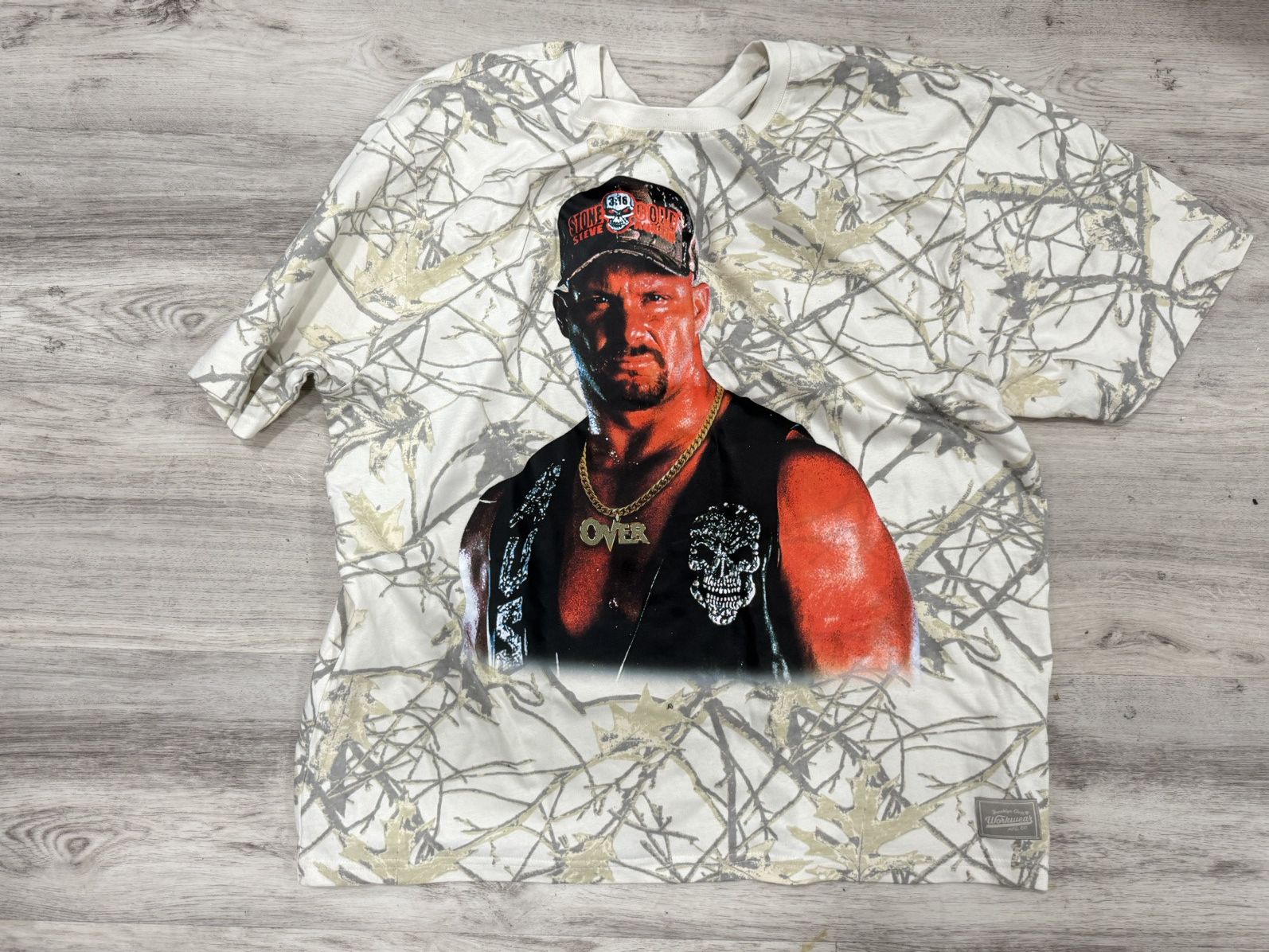 WWE WWE Stone Cold Tree Camo tee. Size US XL / EU 56 / 4 - 1 Thumbnail