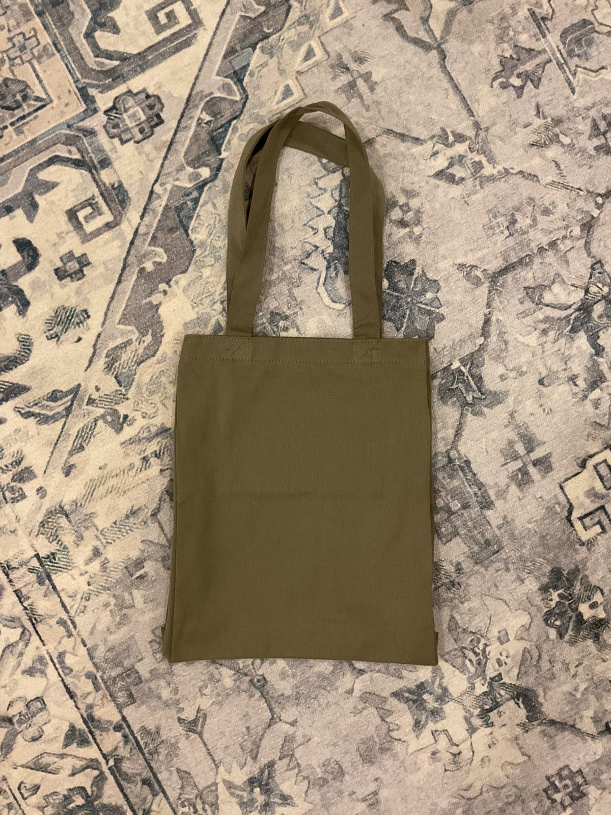 A.P.C. CARHARTT WIP トートバッグ オリーブ $_12.JPG?set_id=880000500F