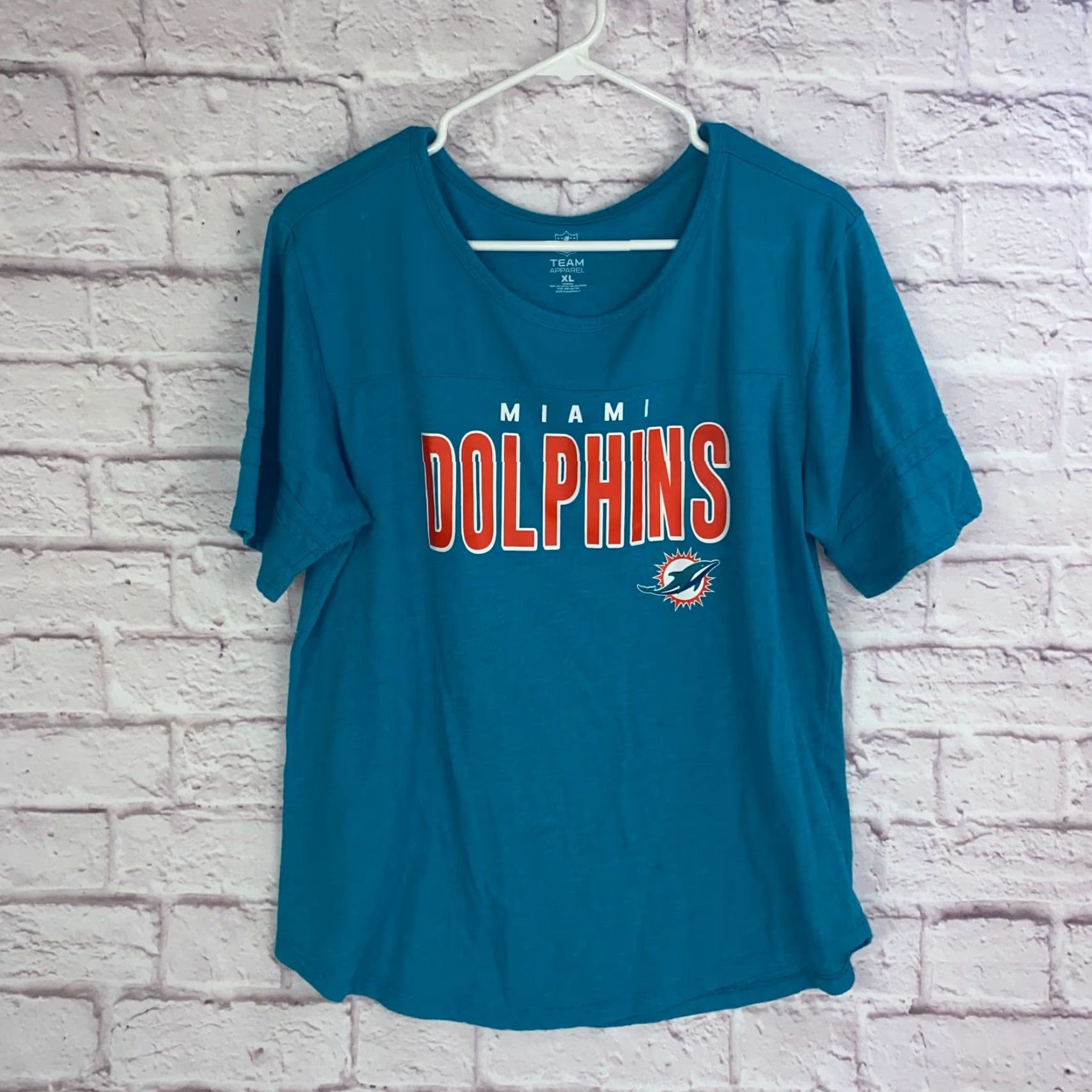 NFL VINTAGE NFL Miami Dolphins Women T-Shirt XL Crew Neck Short Sleeve Graphic Print Size XL / US 12-14 / IT 48-50 - 3 Thumbnail