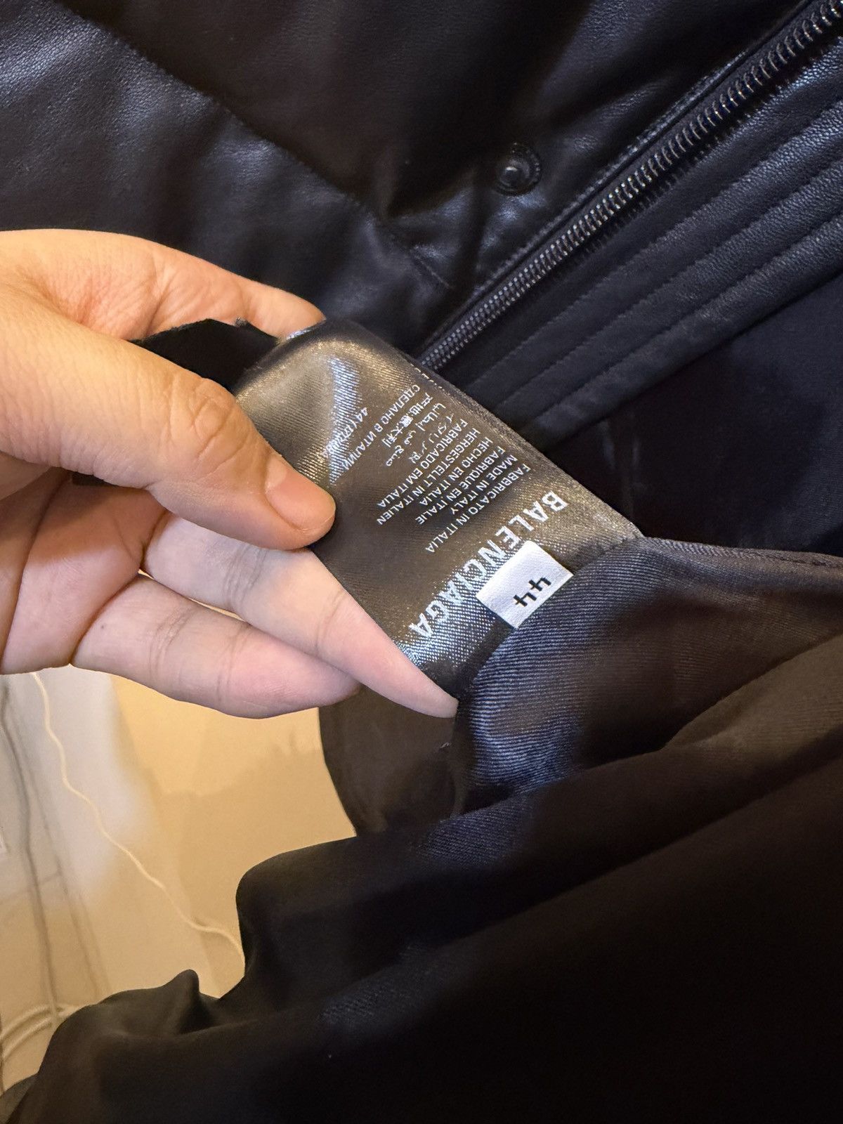 Balenciaga Balenciaga Garde-Robe Leather Puffer Jacket Black Size 44 Size US S / EU 44-46 / 1 - 3 Thumbnail