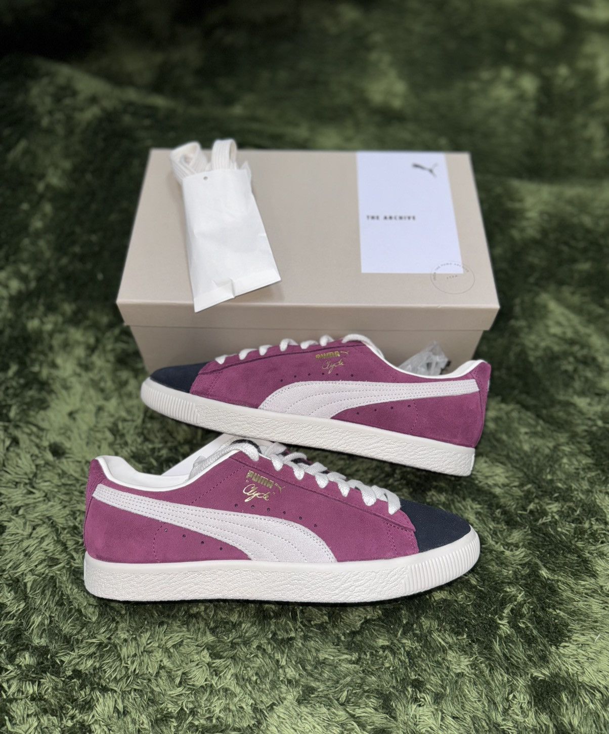 US 11] puma clyde vintage og dark jasper purple black