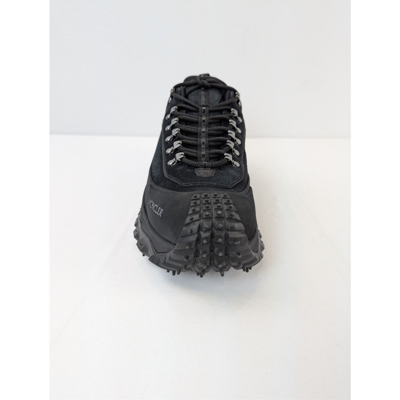 Moncler o1rshd1 Trailgrip Apex low-top sneaker with a Vibram sole Size US 12 / EU 45 - 15 Thumbnail