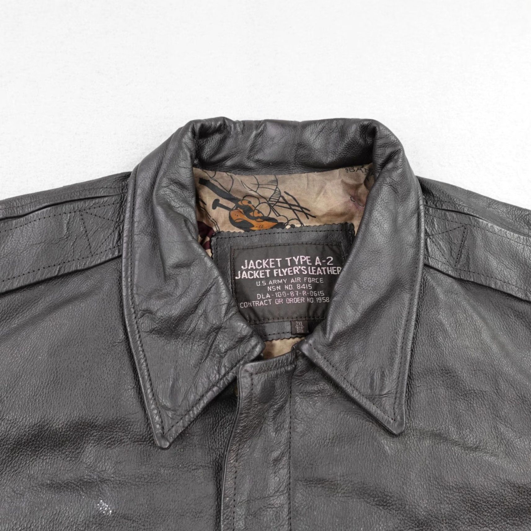 Vintage VINTAGE US Army Air Force Jacket 2XL Black Leather Bomber A-2 Flight Flyers Army Navy Style Military Mens Jacket Size US XXL / EU 58 / 5 - 2 Thumbnail
