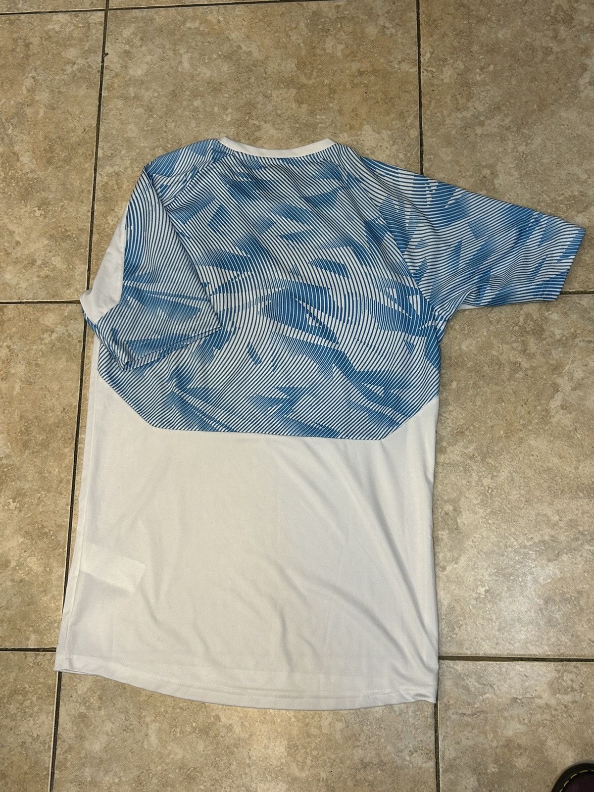 Puma Ligue One Marseilles 2019 Training Shirt Size US M / EU 48-50 / 2 - 6 Thumbnail