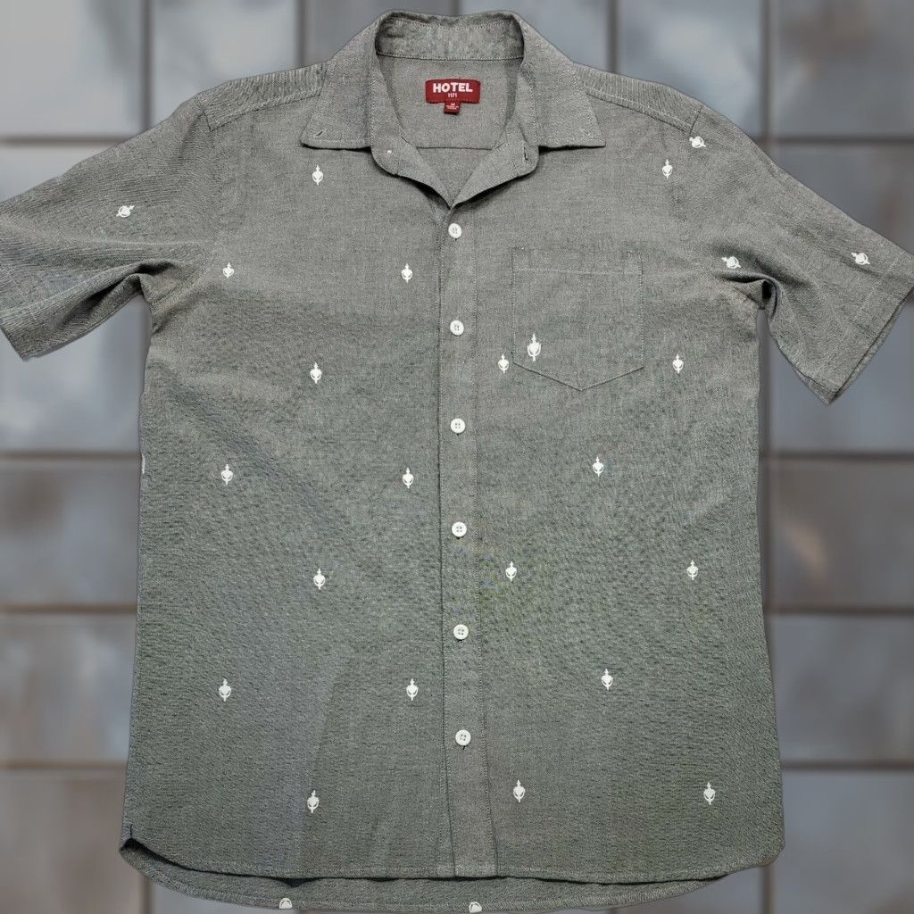 Vintage RARE Hotel 1171 Button-Down Shirt Adult M Gray Mint EUC Casual KnIT Cotton Blend Solid Short Sleeve Logo Pockets Men Size US M / EU 48-50 / 2 - 1 Thumbnail