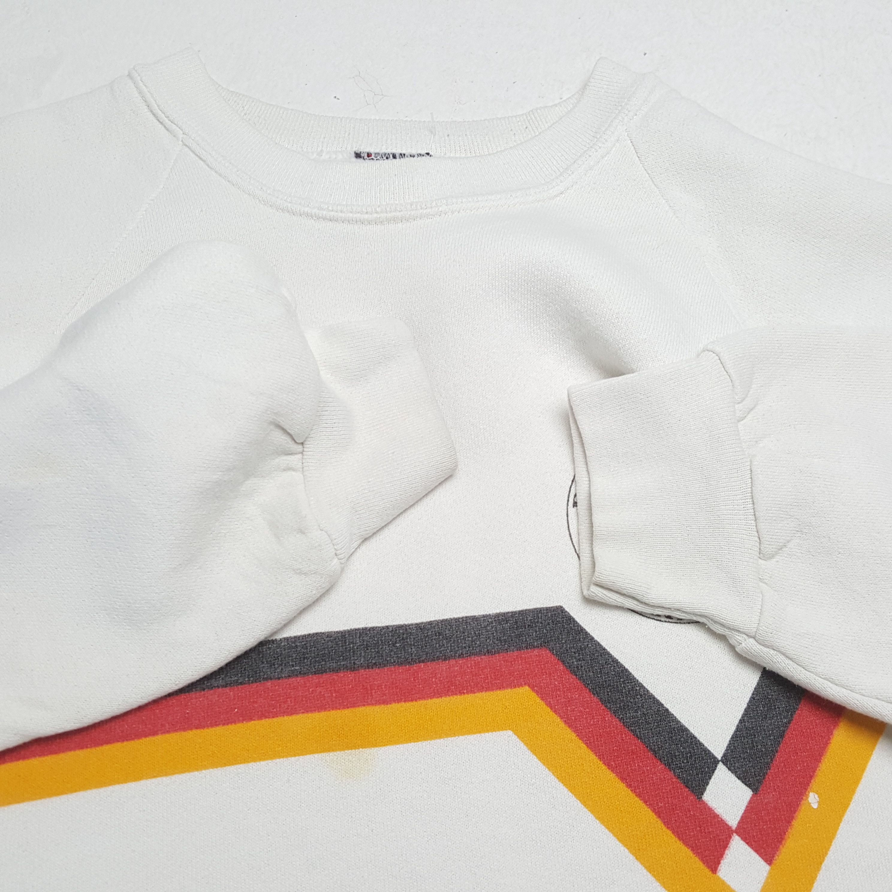 Vintage Vintage 90's GERMANY Football National Team Sweatshirts Size US L / EU 52-54 / 3 - 8 Thumbnail