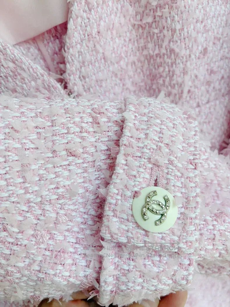 Chanel Chanel 21C pink tweed jacket Size XXS / US 00 / IT 34 - 5 Thumbnail